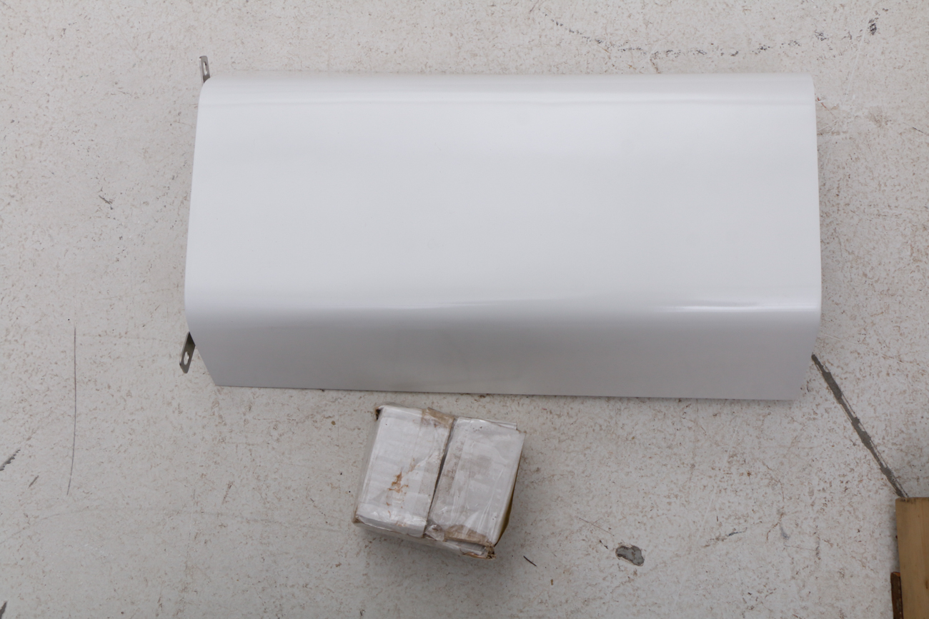 Modernist Kohler Enameled Metal Bath Tub