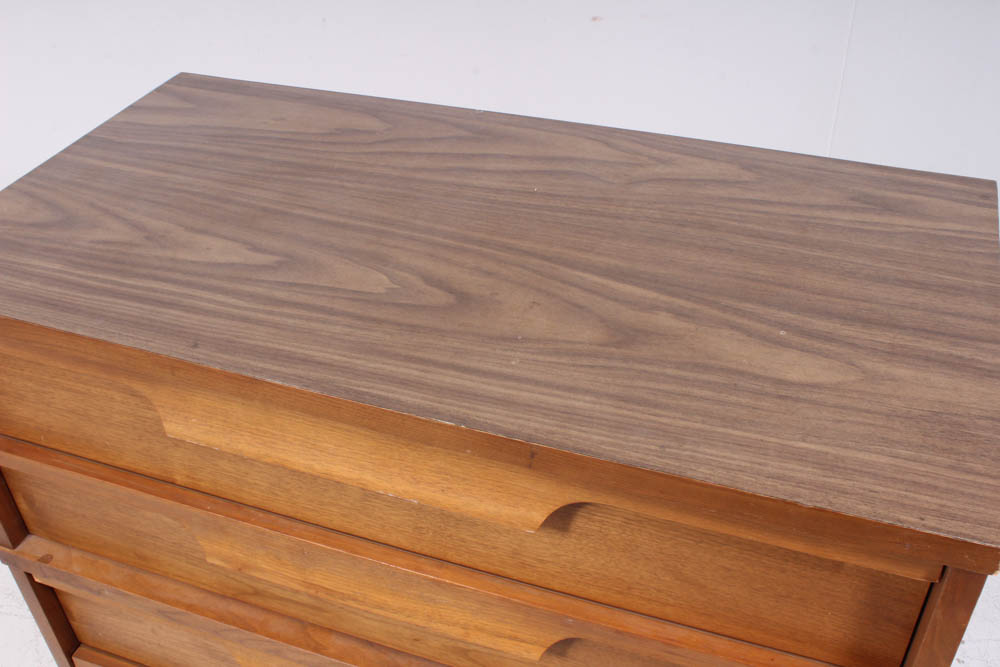 Walnut Chest of Drawers in the Style of Carper Johnson, Mid-Century