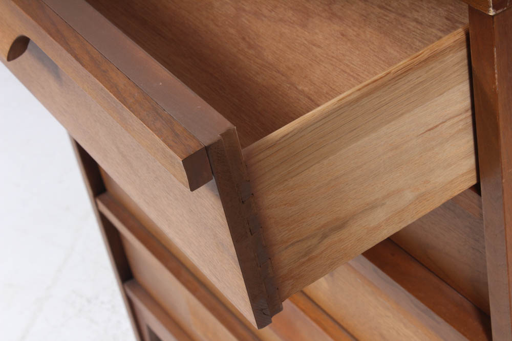 Walnut Chest of Drawers in the Style of Carper Johnson, Mid-Century