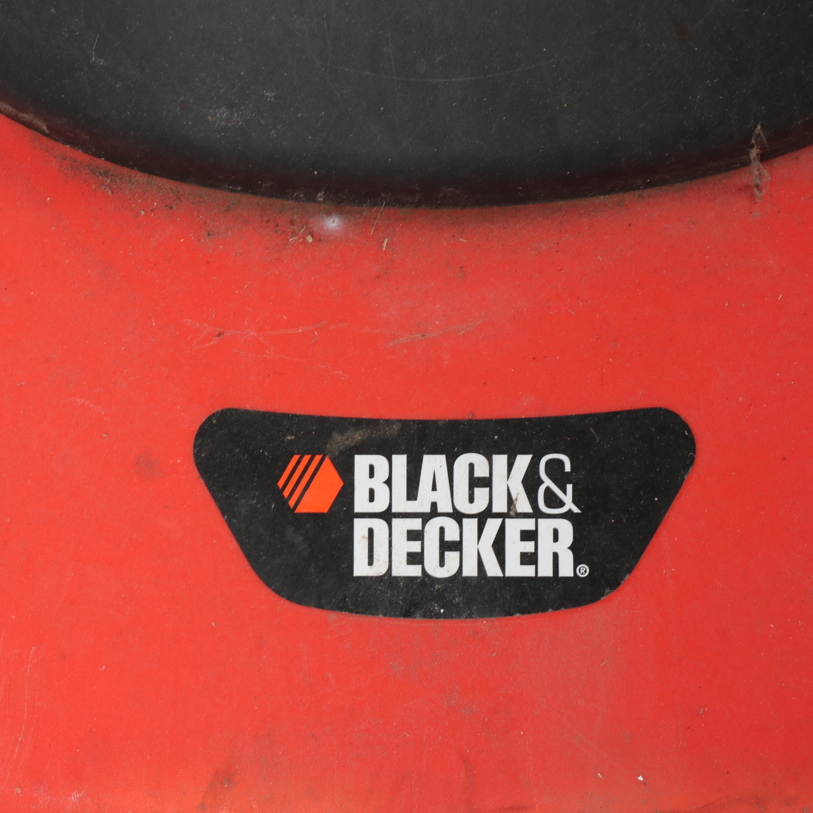 Black and Decker "Lawn Hog" Electric 19 Inch Mulching Mower
