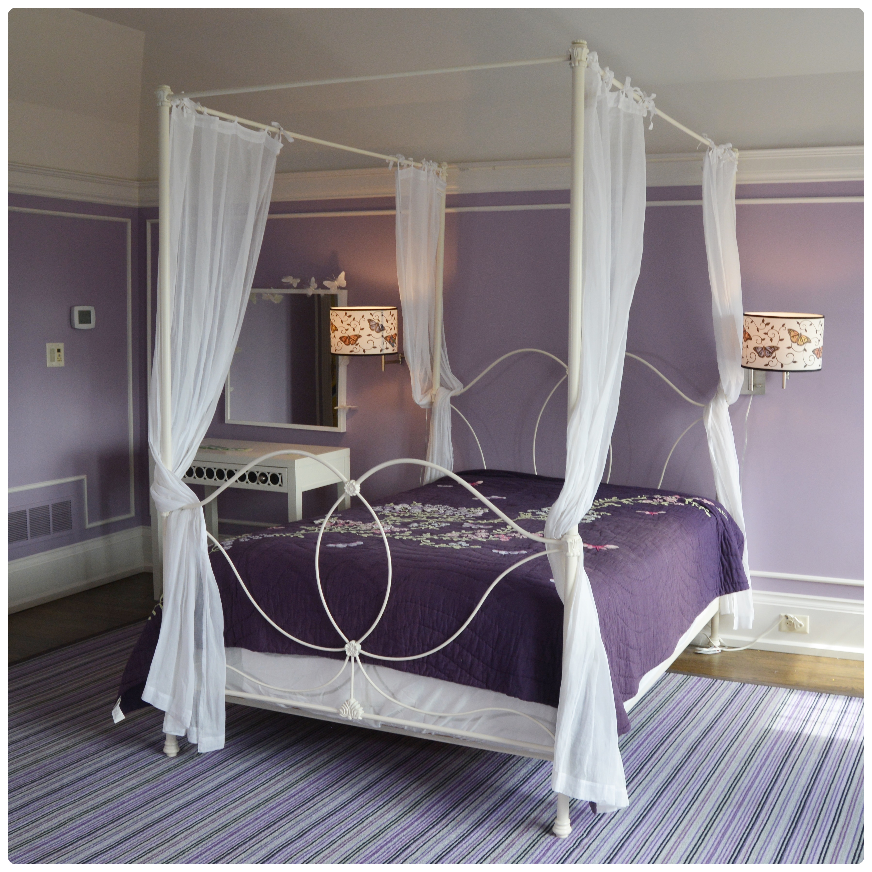 Pottery Barn Kids "Allie" Off-White Iron Canopy Full Bed with Shears