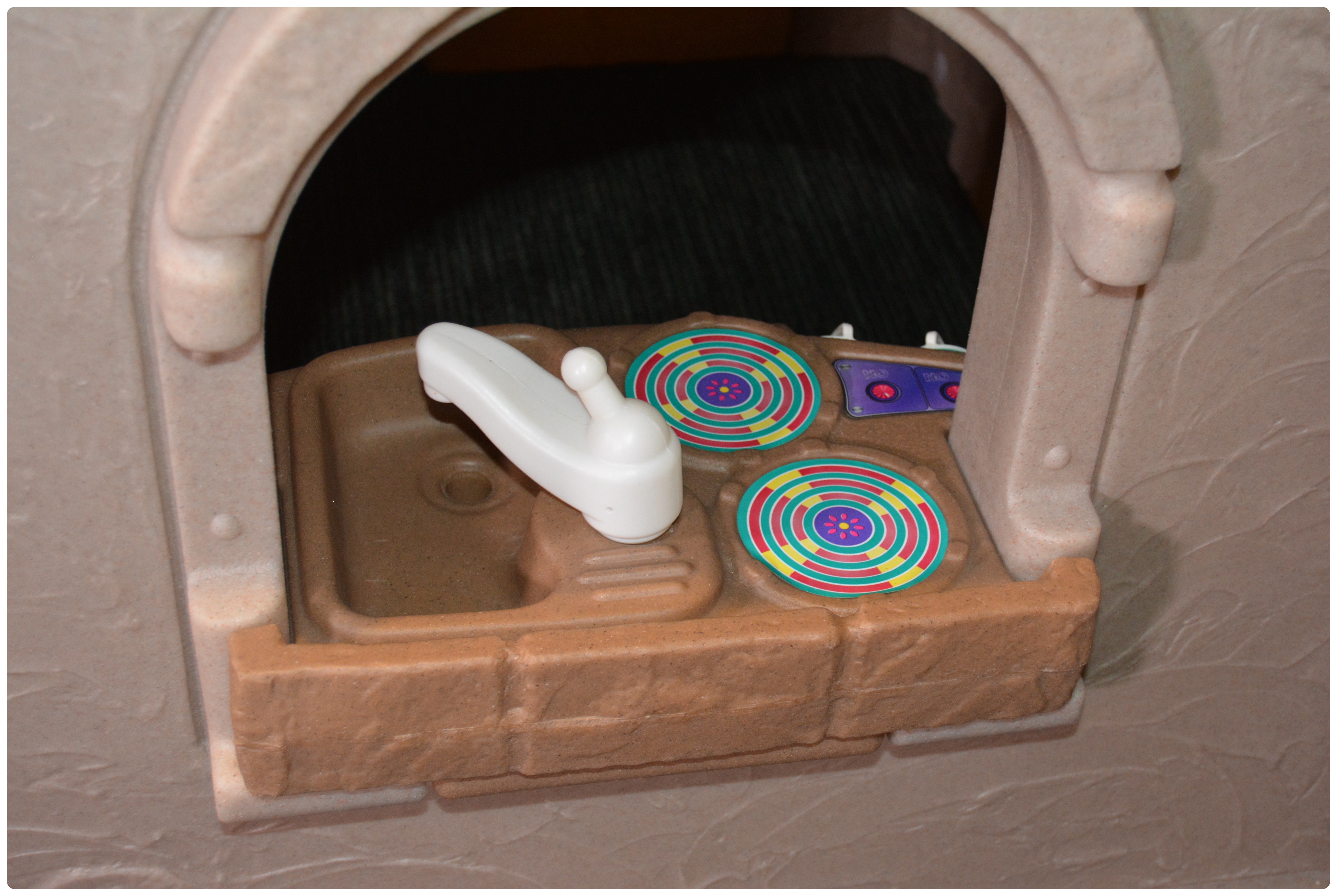 Step2 "Storybook Cottage" Playhouse