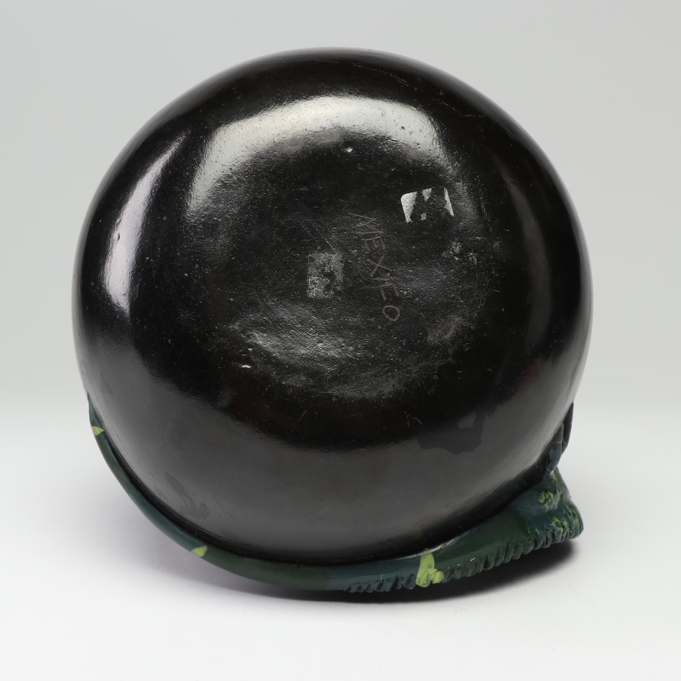 Mexican Tonala Folk Art Pottery Vase with Iguana