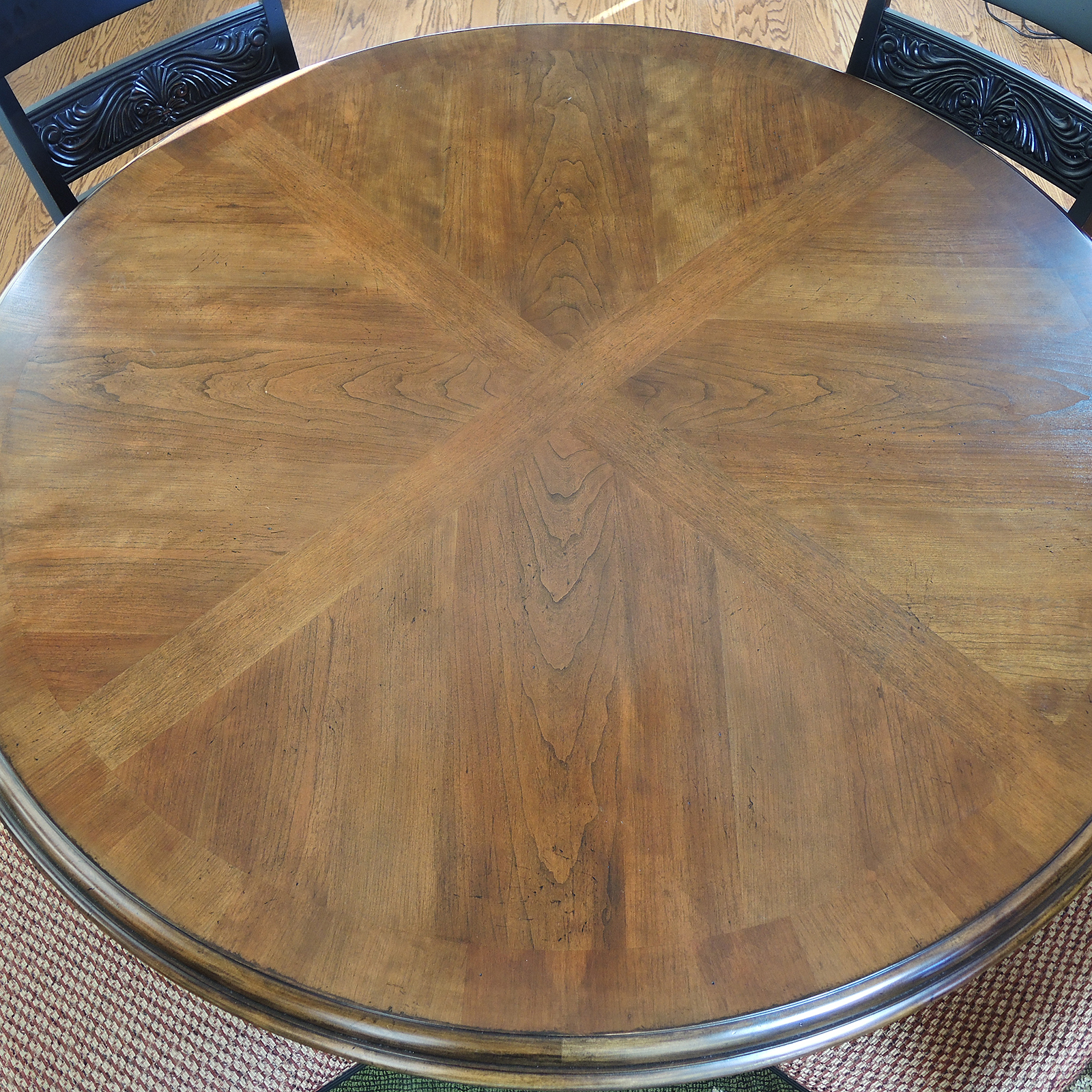 Drexel Pedestal Dining Table and Ethan Allen Side Chairs, Contemporary