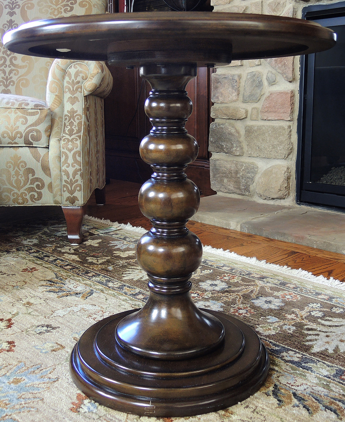 Hammary Round Top Pedestal Side Table