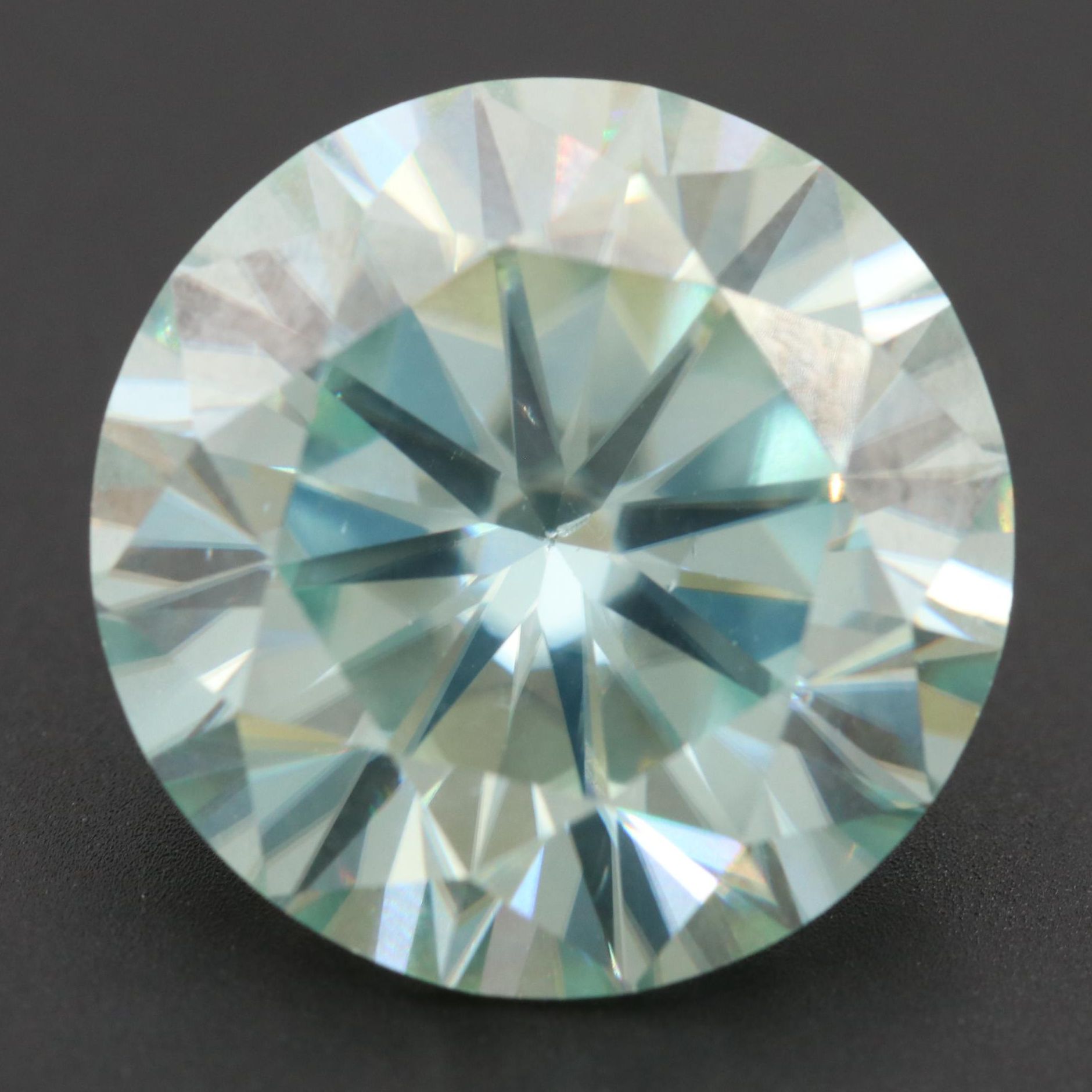 Loose 8.72 CT Synthetic Moissanite