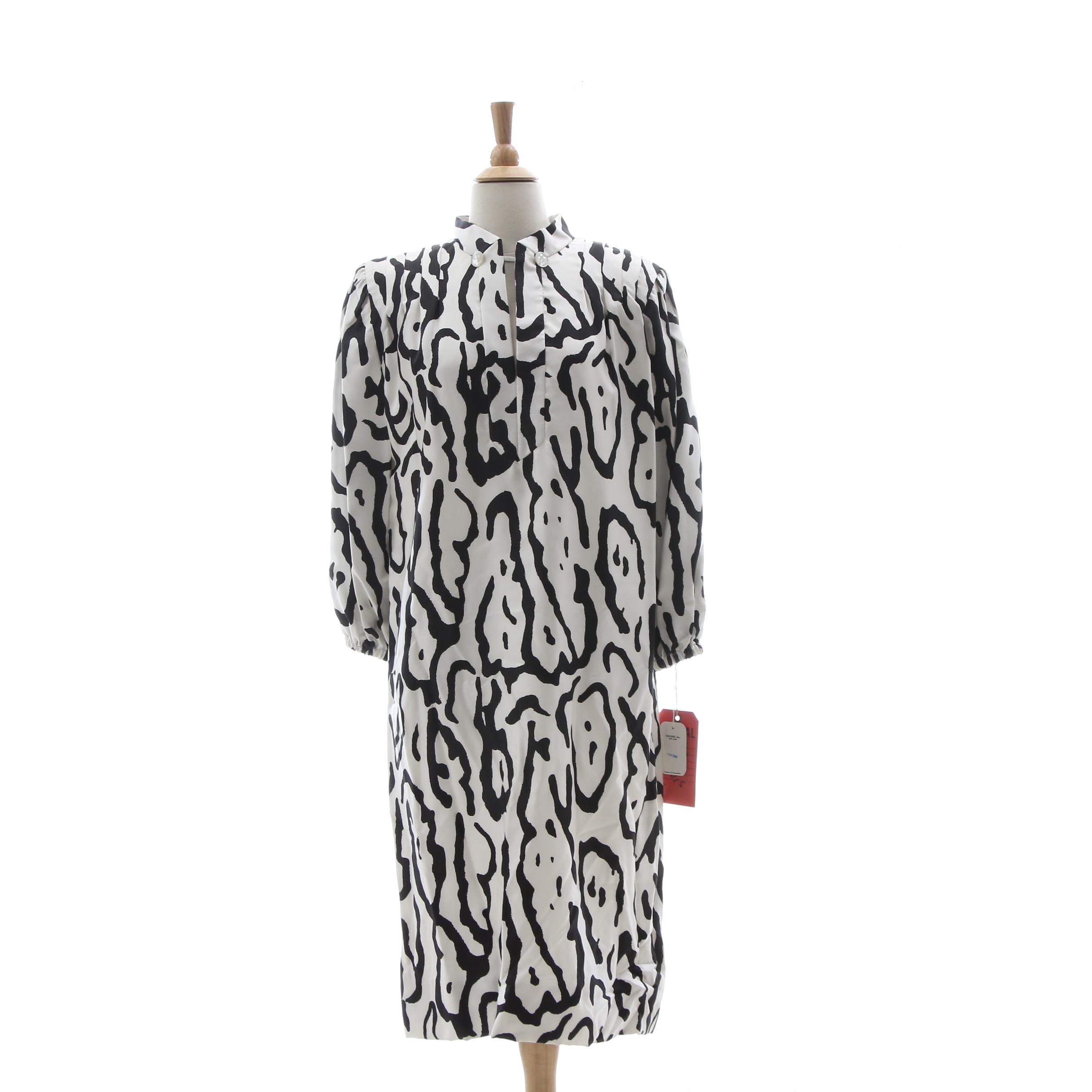Pauline Trigère Black and White Abstract Print Silk Dress