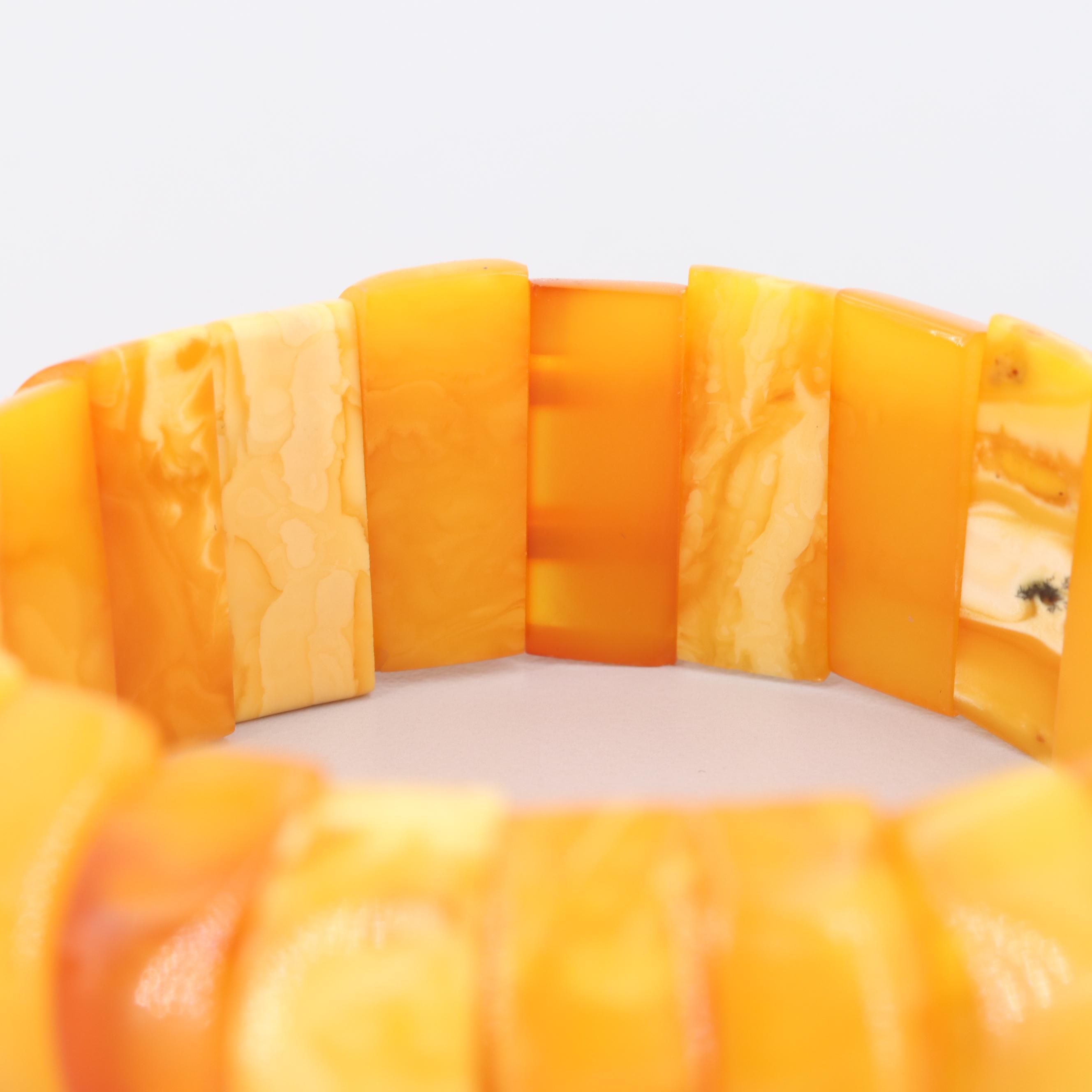 Mutton Fat Amber Expandable Bracelet