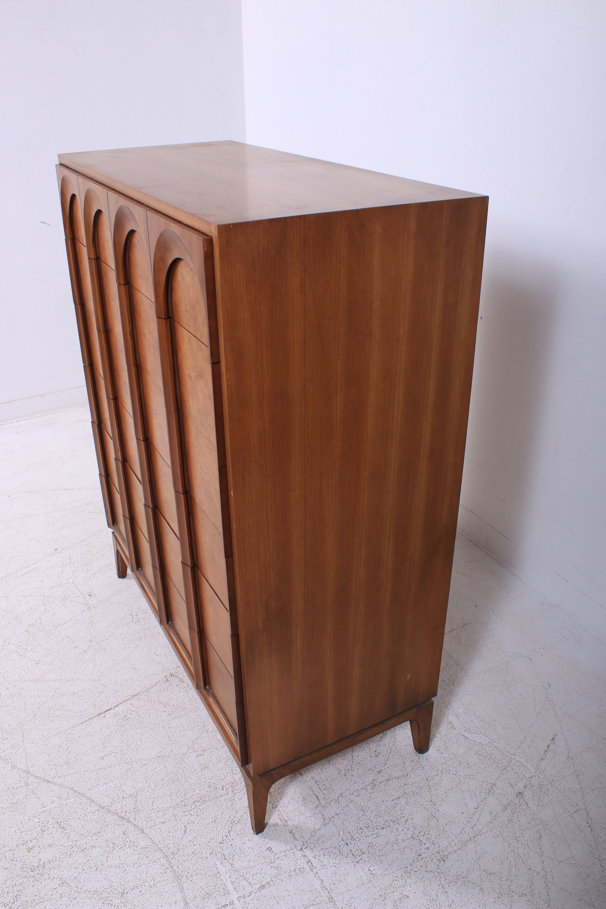 Mid Century Modern Chest of Drawers, Vintage