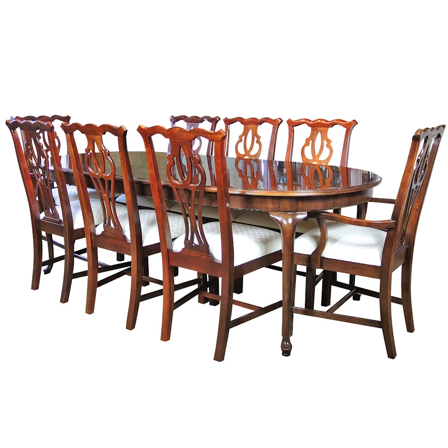 Thomasville Oval Dining Table and Chairs Set
