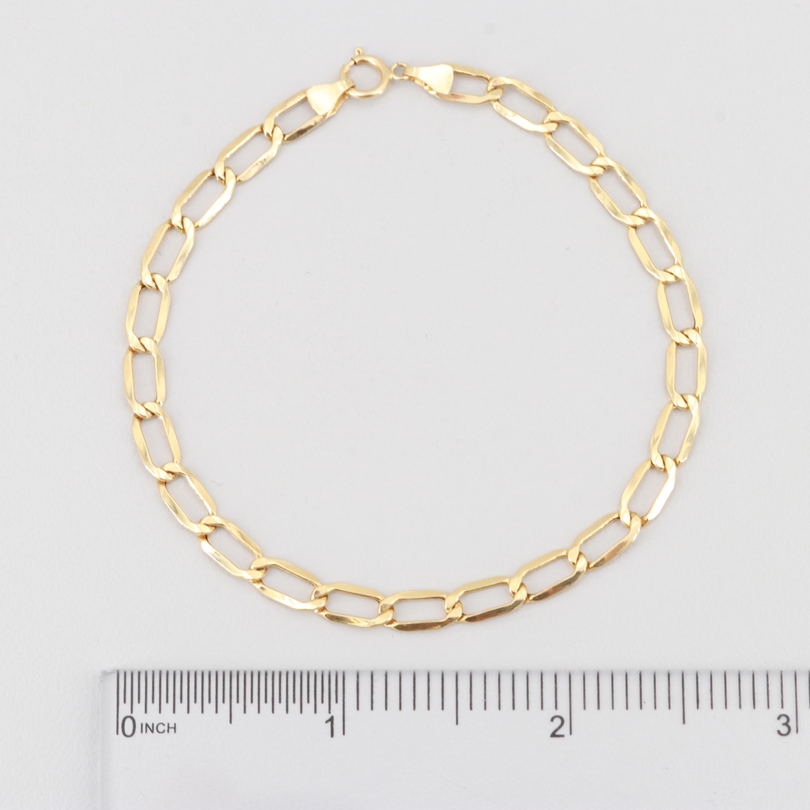 14K Yellow Gold Oval Curb Chain Bracelet