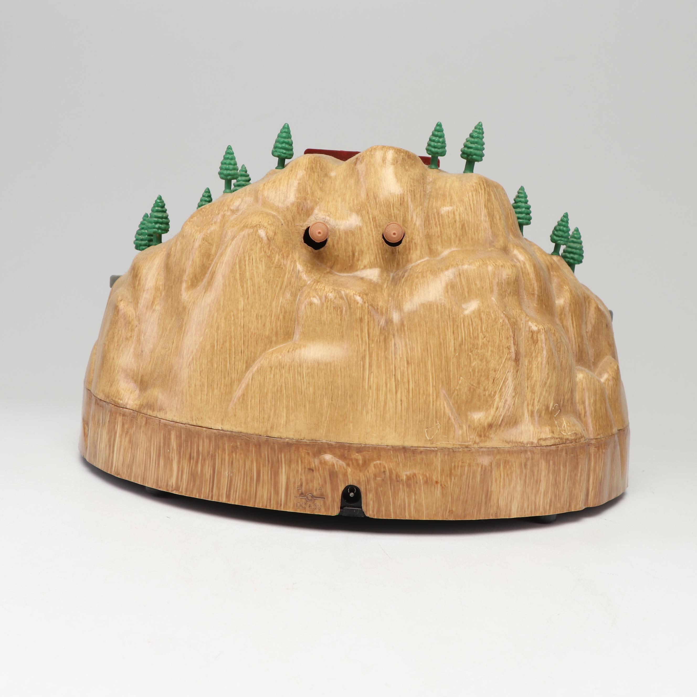 Lionel "Lionelville" Centennial Commemorative Clock