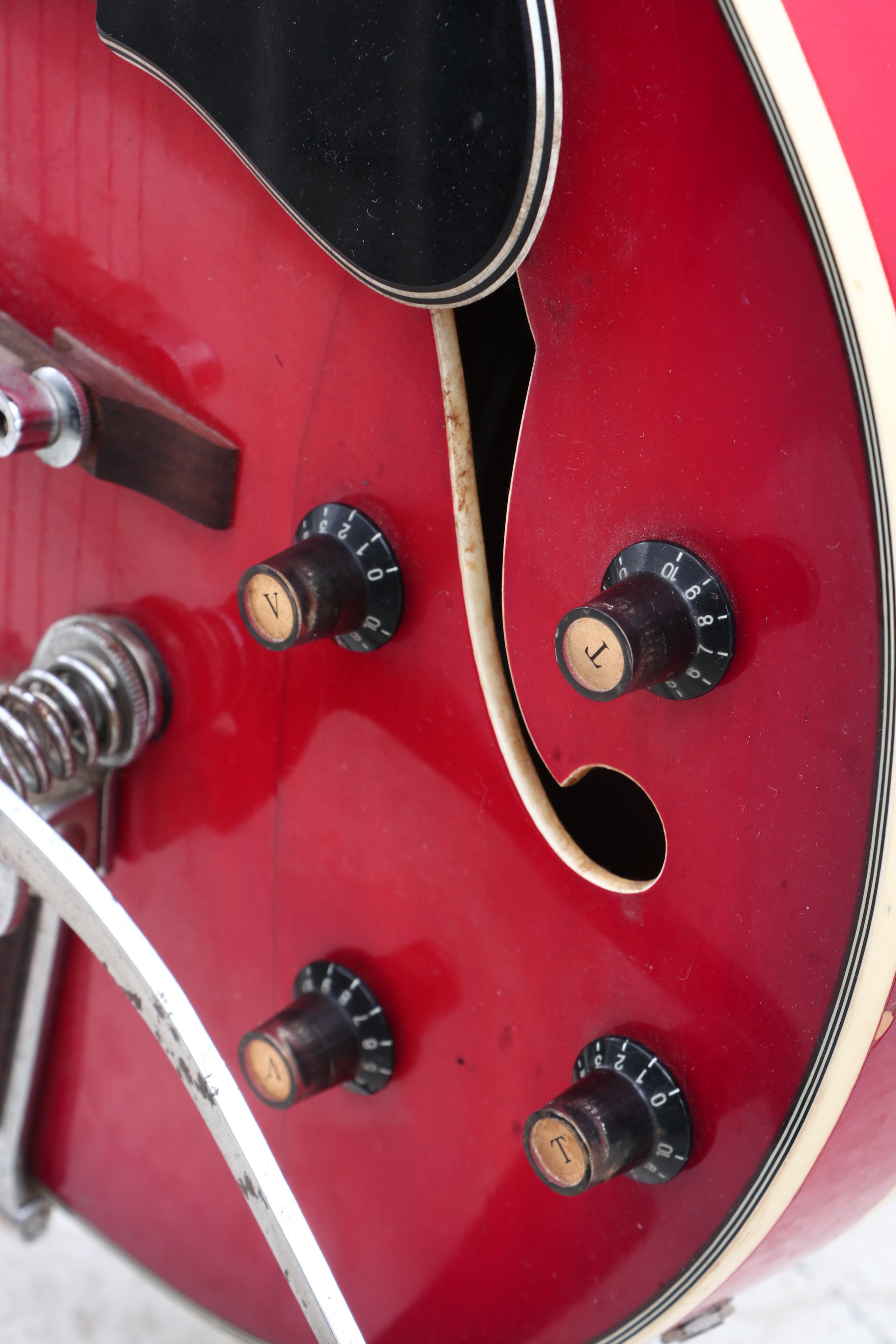 Epiphone "Riviera" Guitar with Whammy Bar