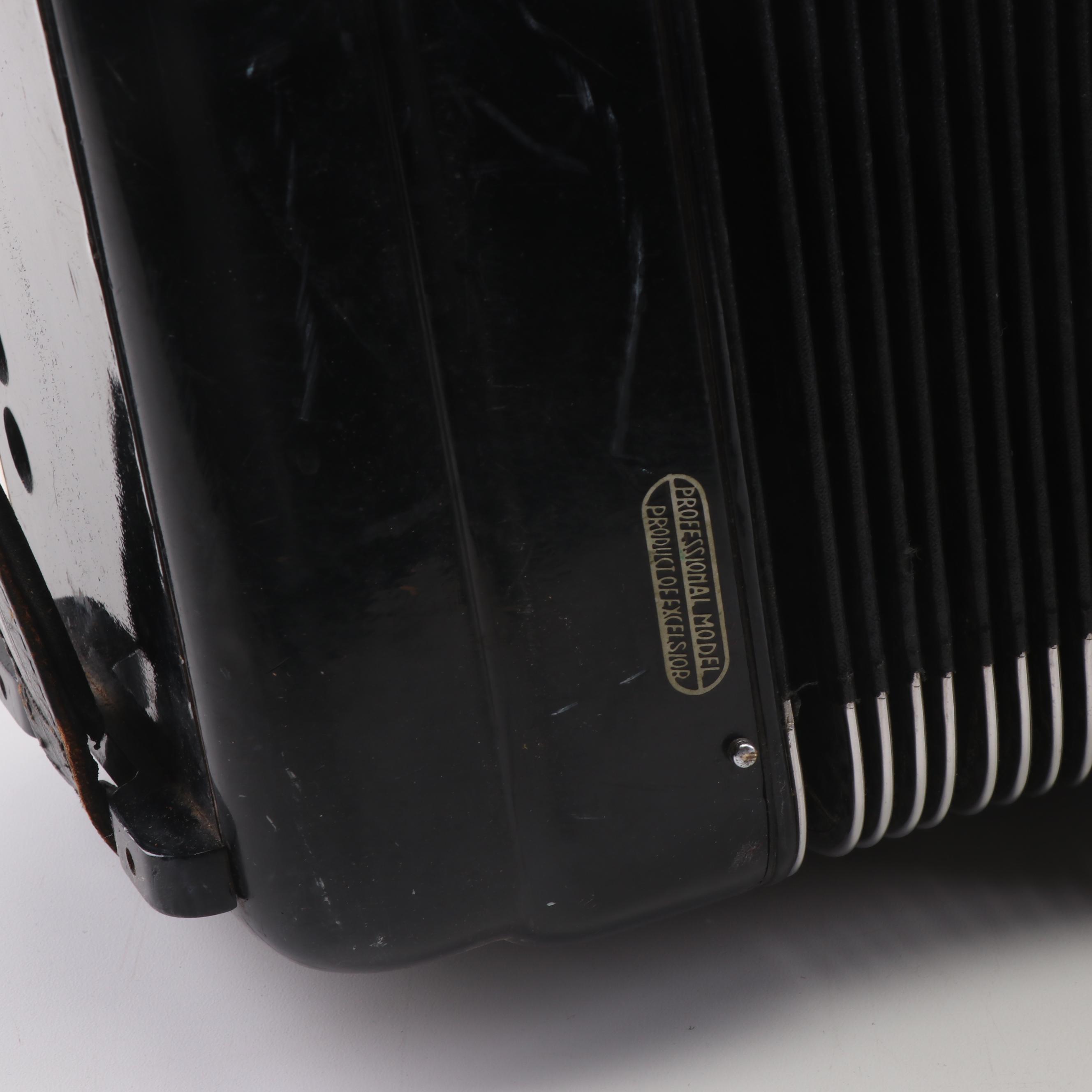 Vintage Excelsior Professional Model Accordian
