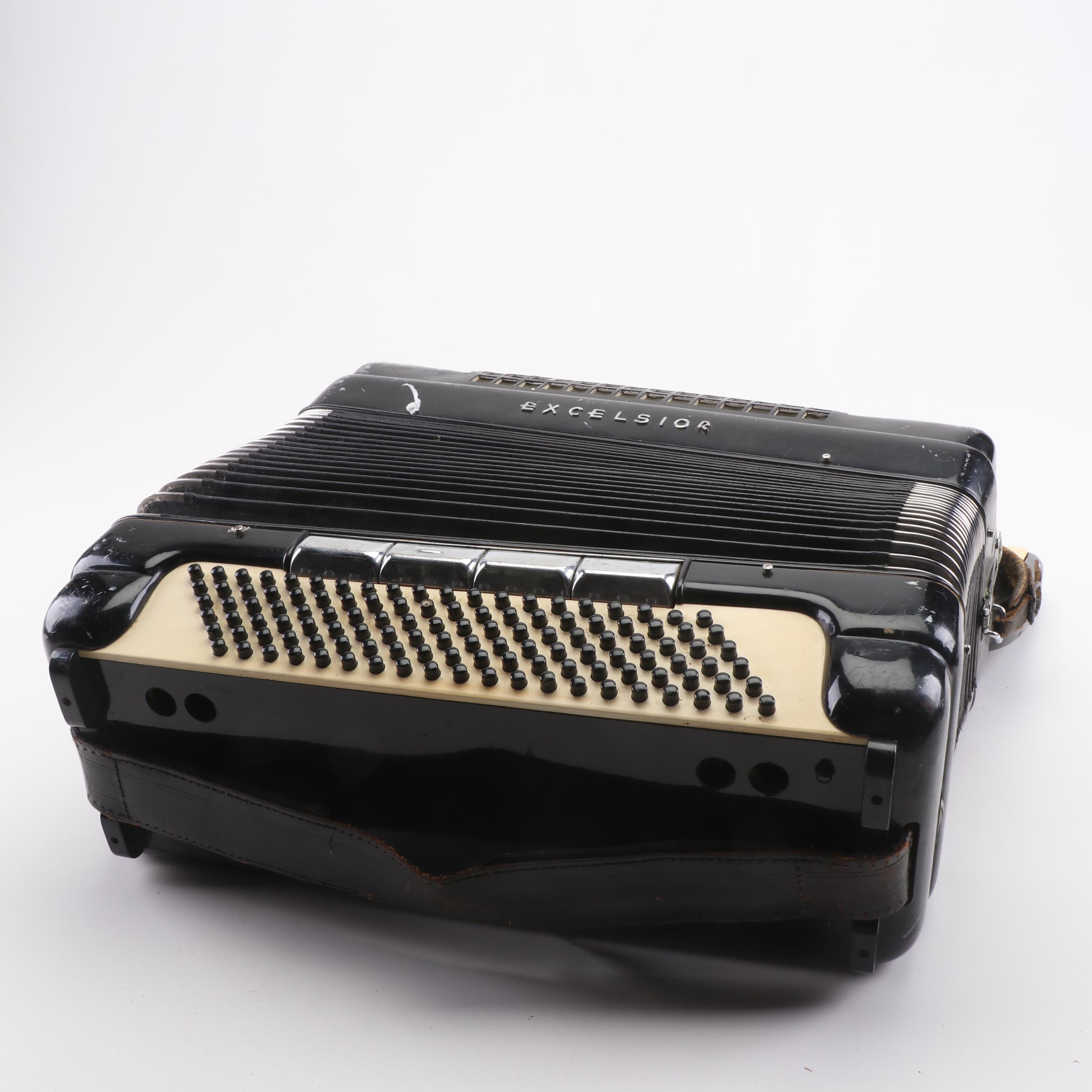 Vintage Excelsior Professional Model Accordian