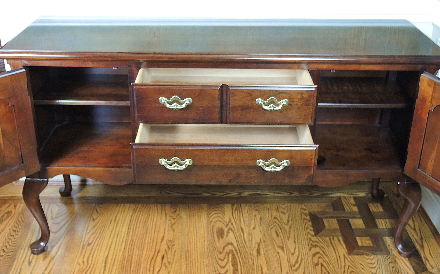 Queen Anne Style Thomasville Cherry Sideboard