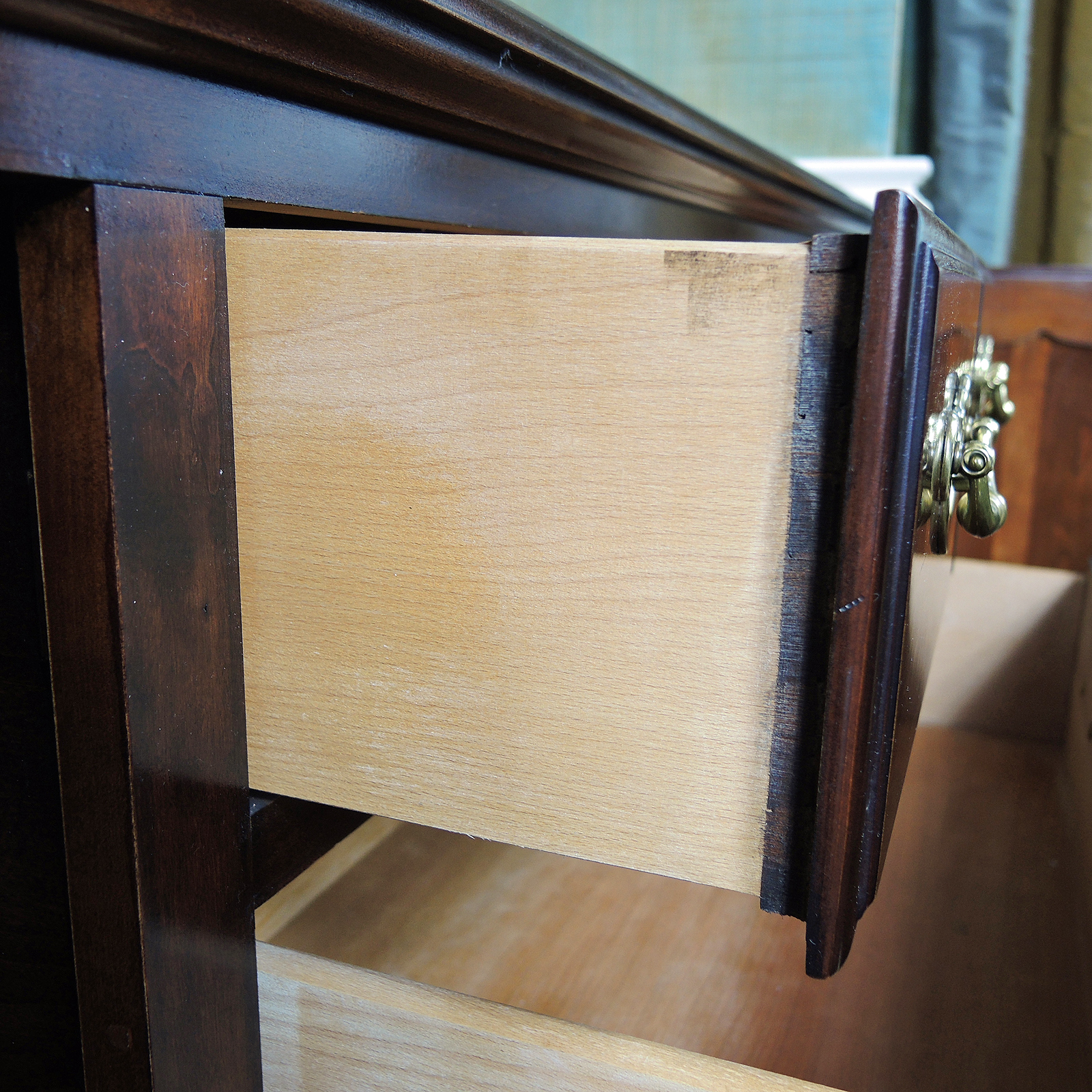 Queen Anne Style Thomasville Cherry Sideboard