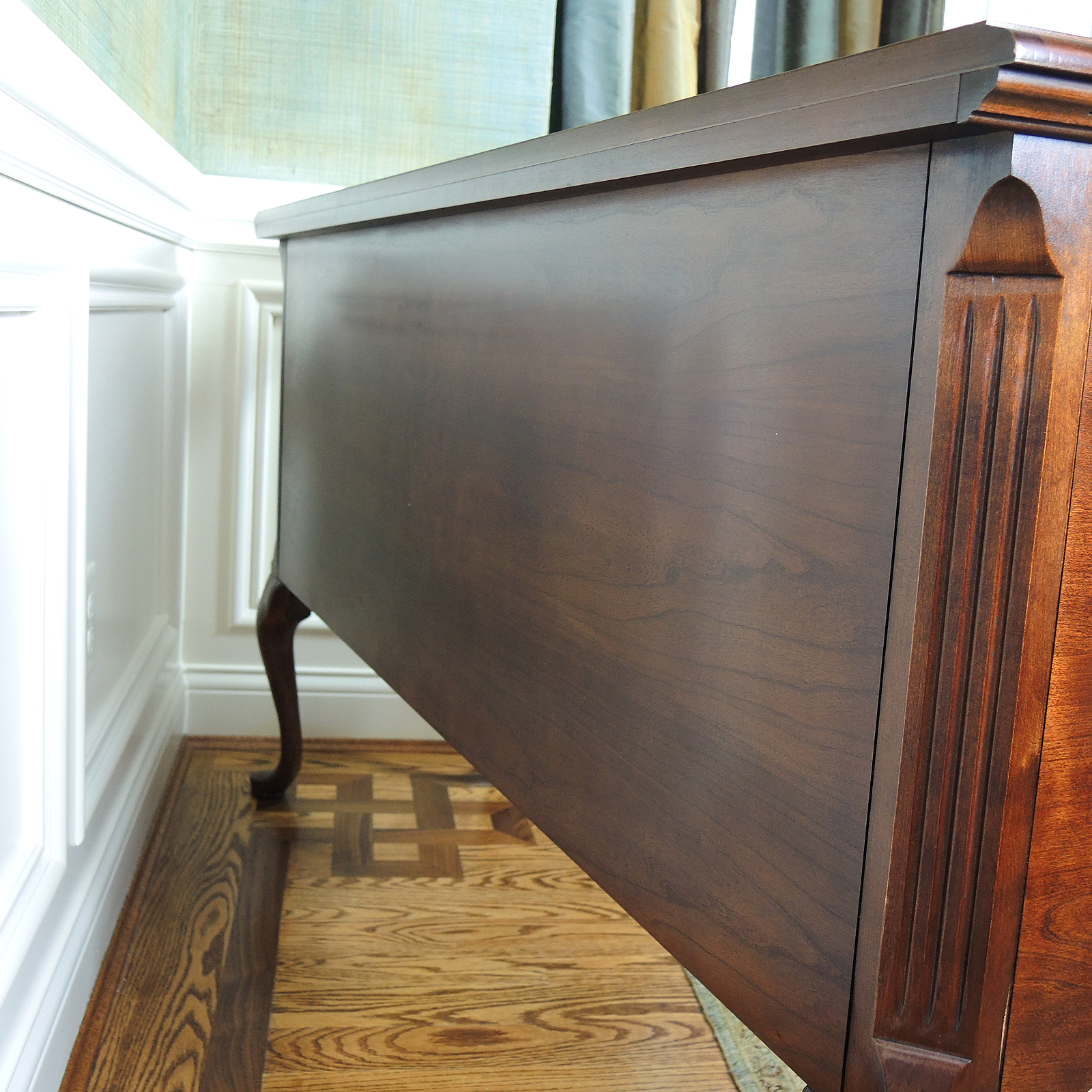Queen Anne Style Thomasville Cherry Sideboard