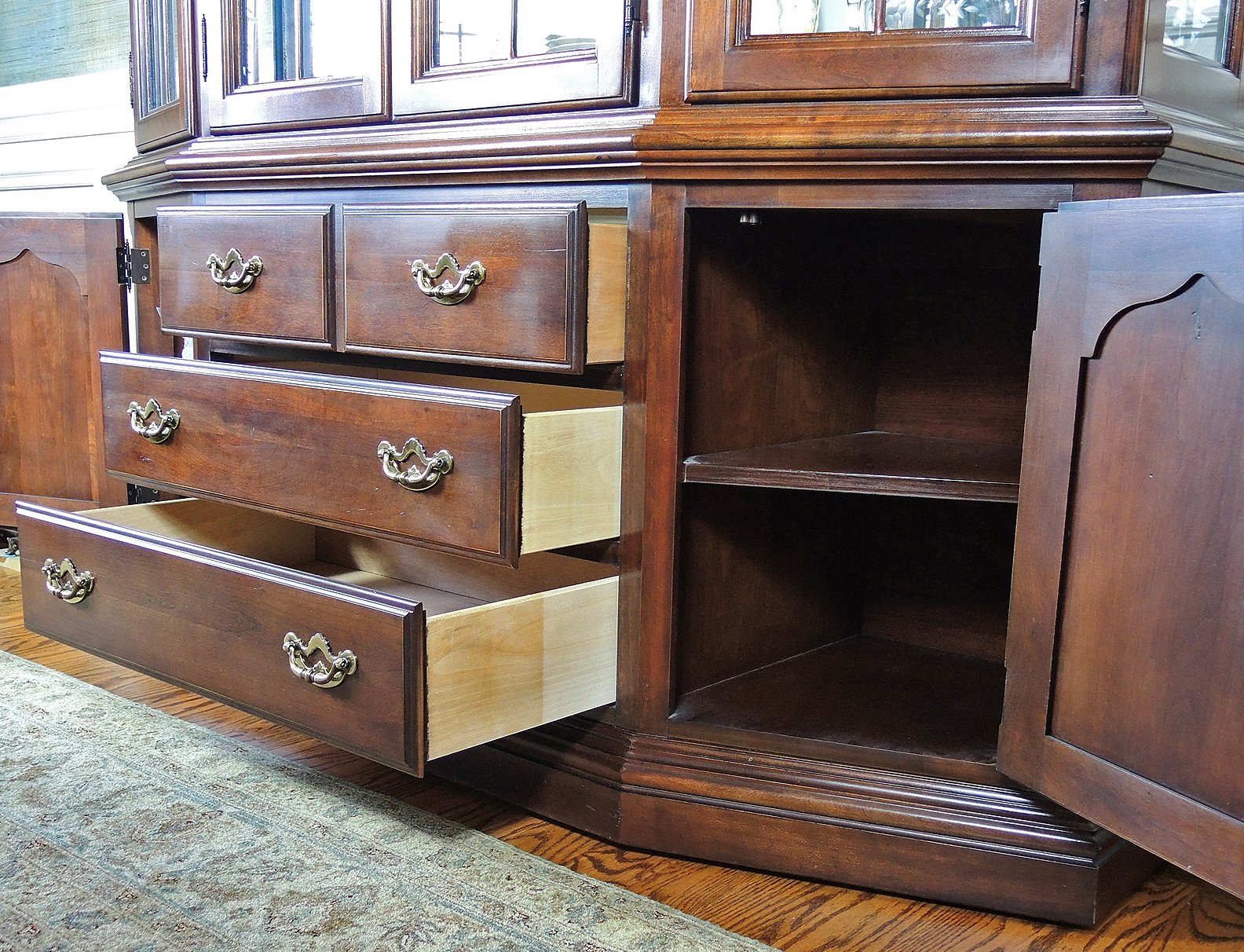 Thomasville Federal Style Fruitwood China Cabinet, Contemporary