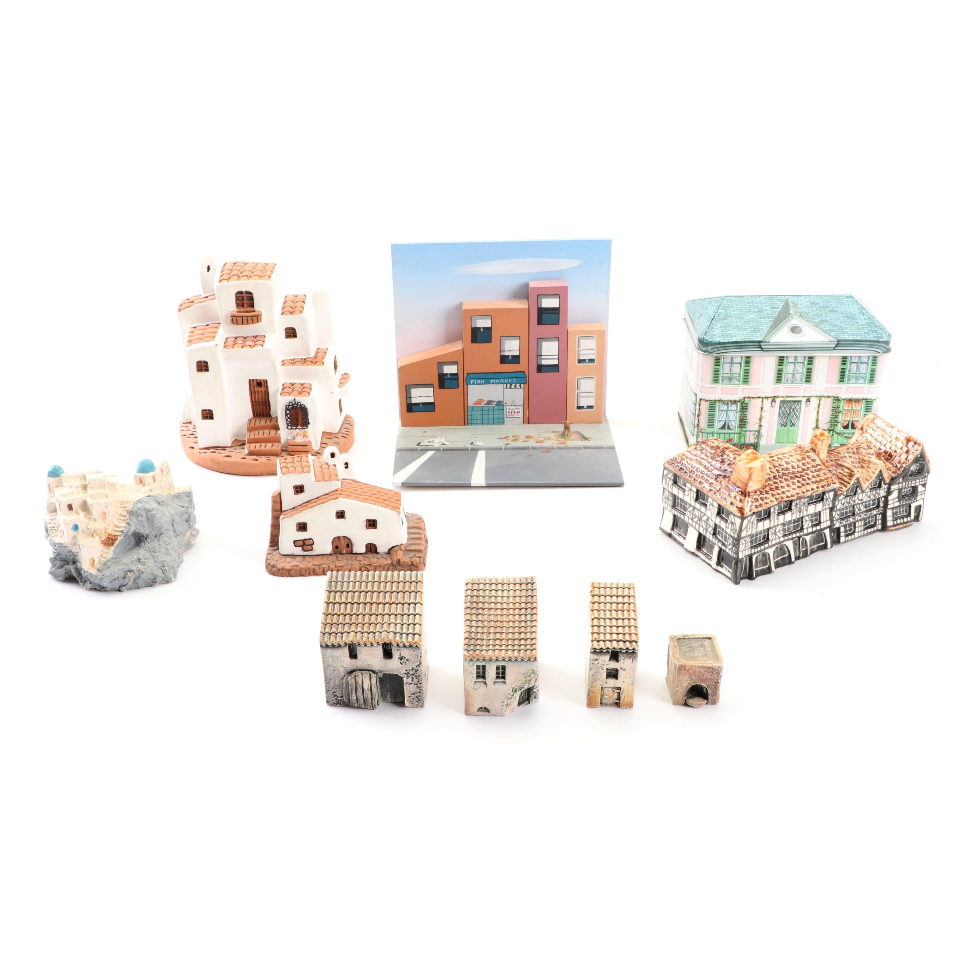 House Figurines with Replicas of Monet's House and Harvard House in Stratford