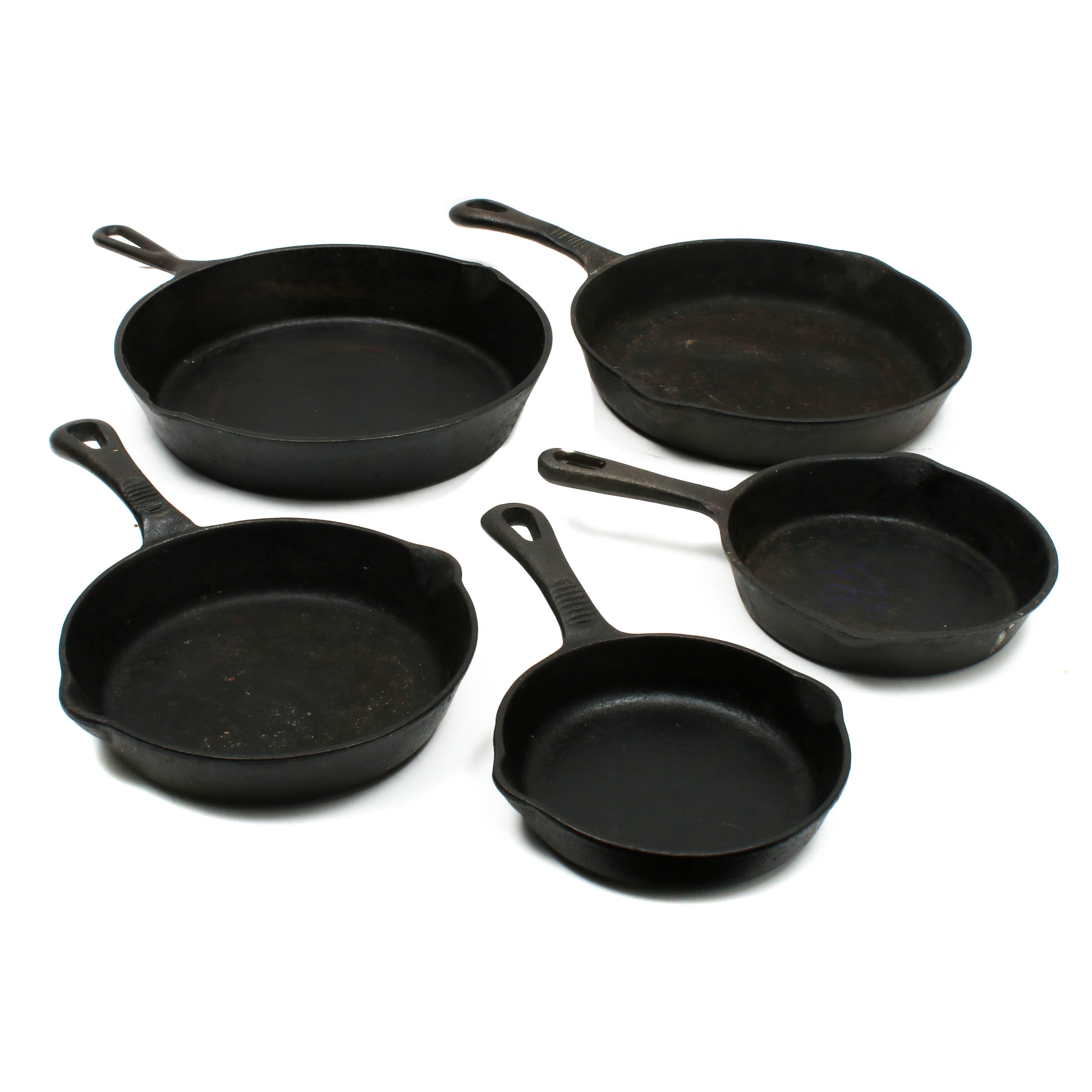 Cast Iron Skillets by Mesquite Ridge and Benjamin & Medwin