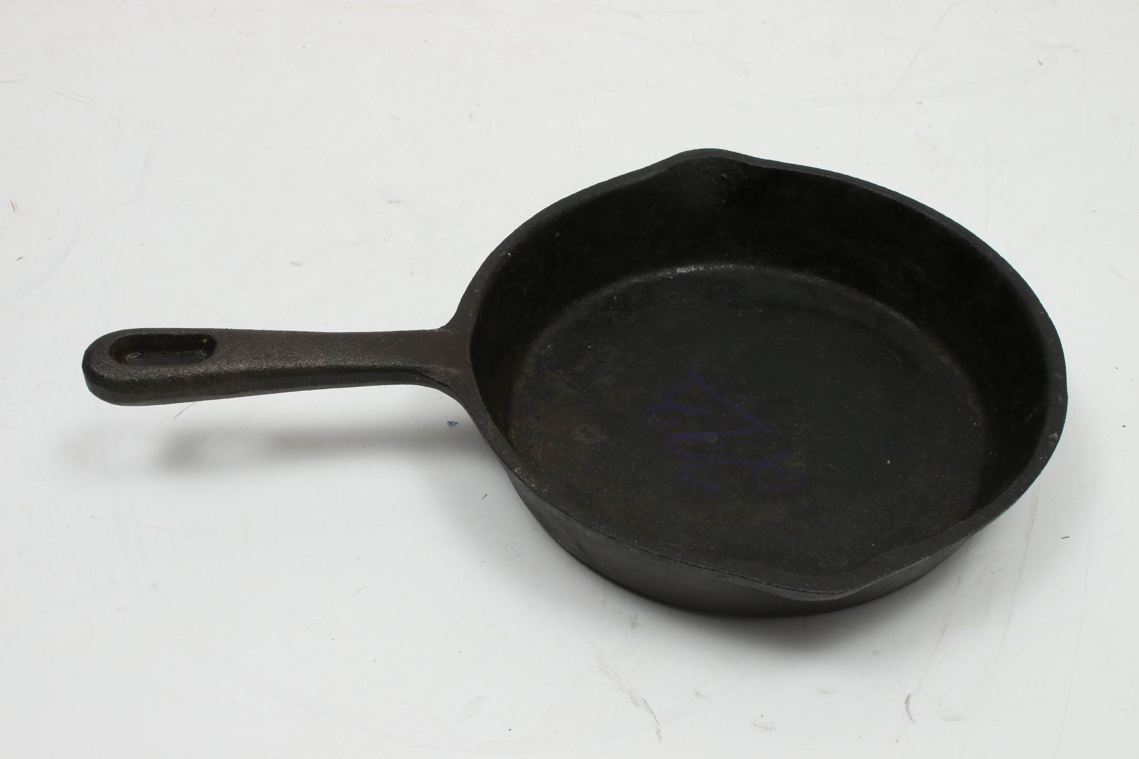 Cast Iron Skillets by Mesquite Ridge and Benjamin & Medwin