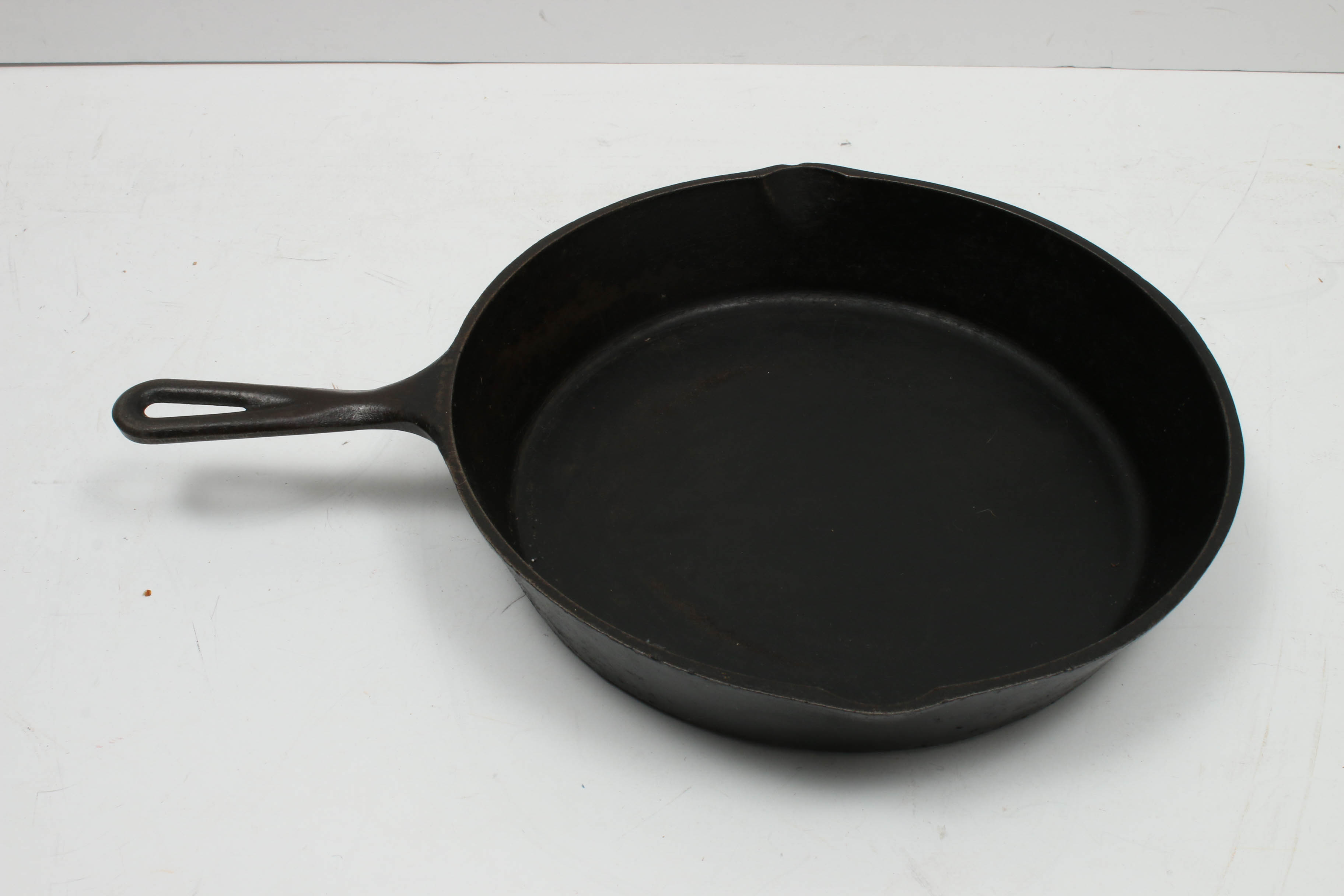 Cast Iron Skillets by Mesquite Ridge and Benjamin & Medwin