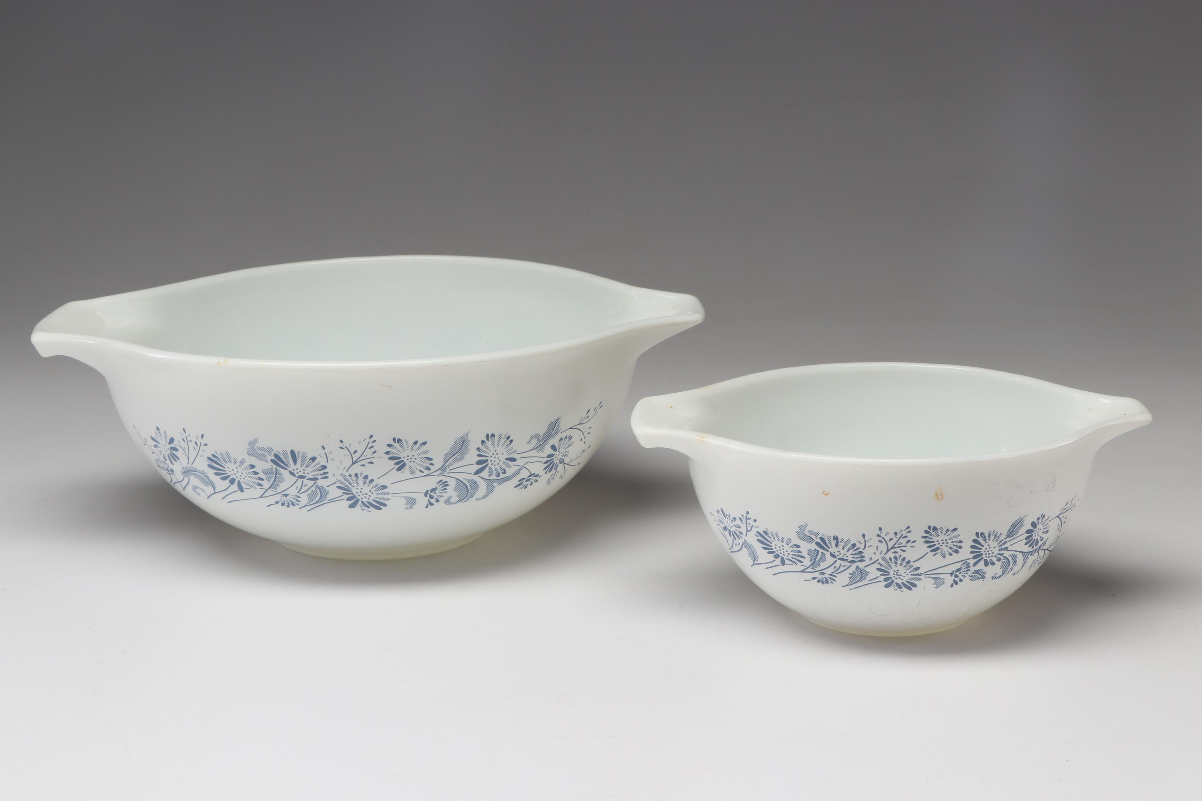 Pyrex Blue and White "Colonial Mist" Cinderella Nesting Mixing Bowls, 1980s