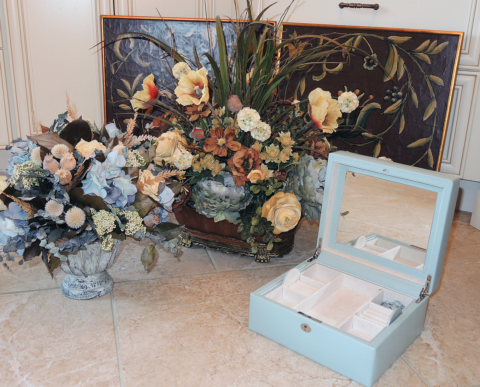 Pottery Barn Jewelry Box, Floral Arrangements and Cheyenne Furnishings Bench