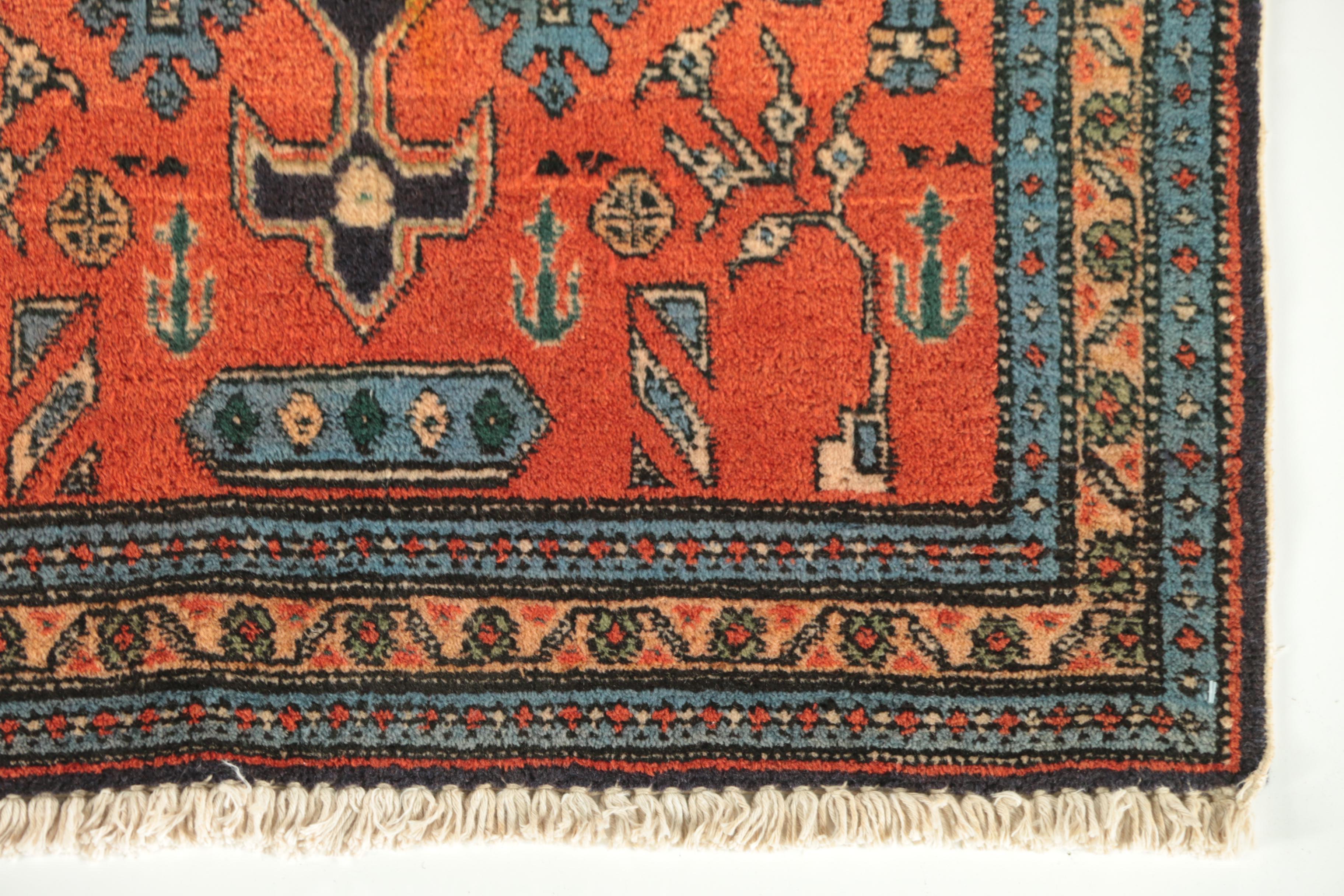 Hand-Knotted Persian Heriz Wool Accent Rug From Woodward & Lothrop
