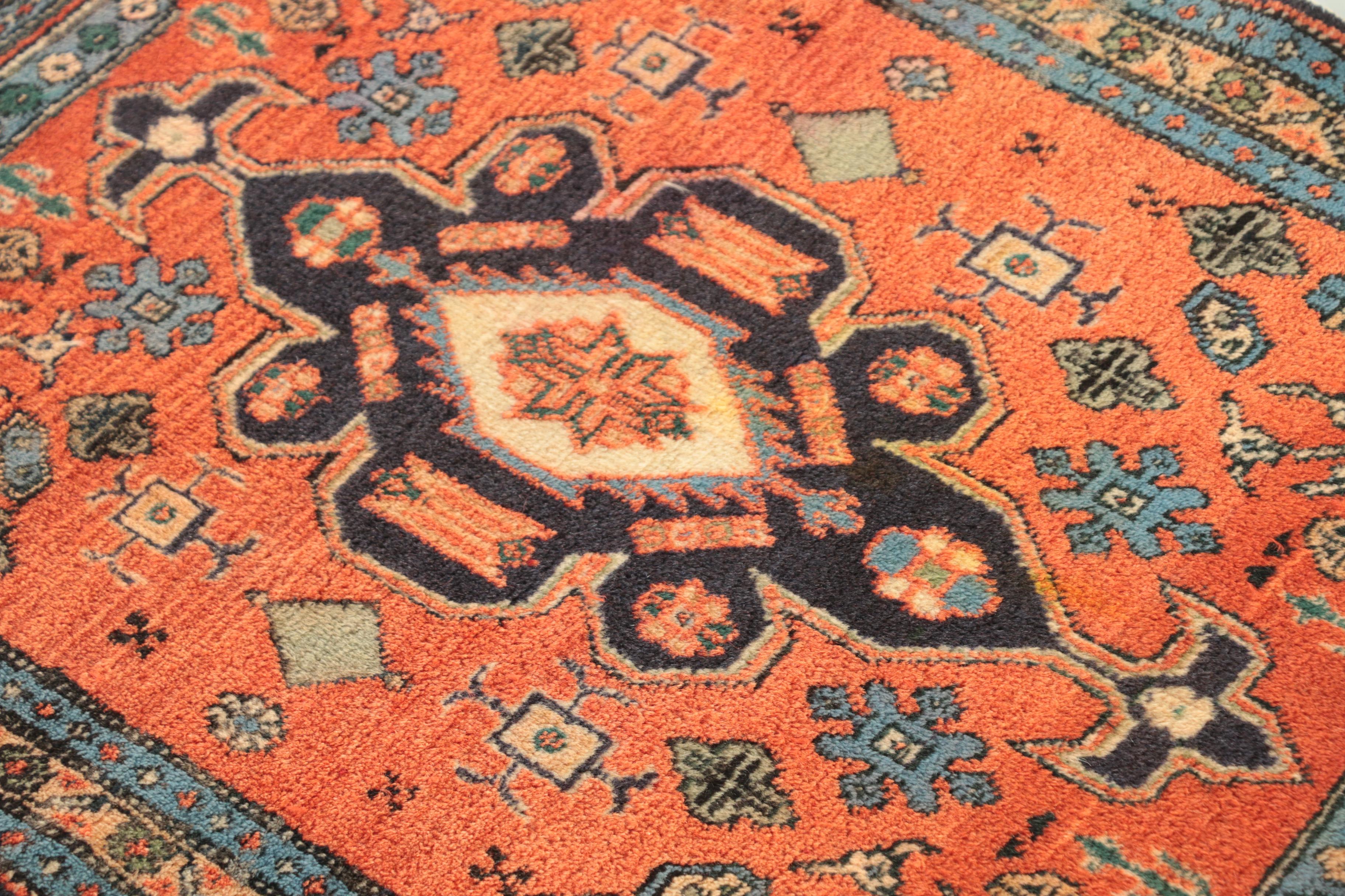 Hand-Knotted Persian Heriz Wool Accent Rug From Woodward & Lothrop