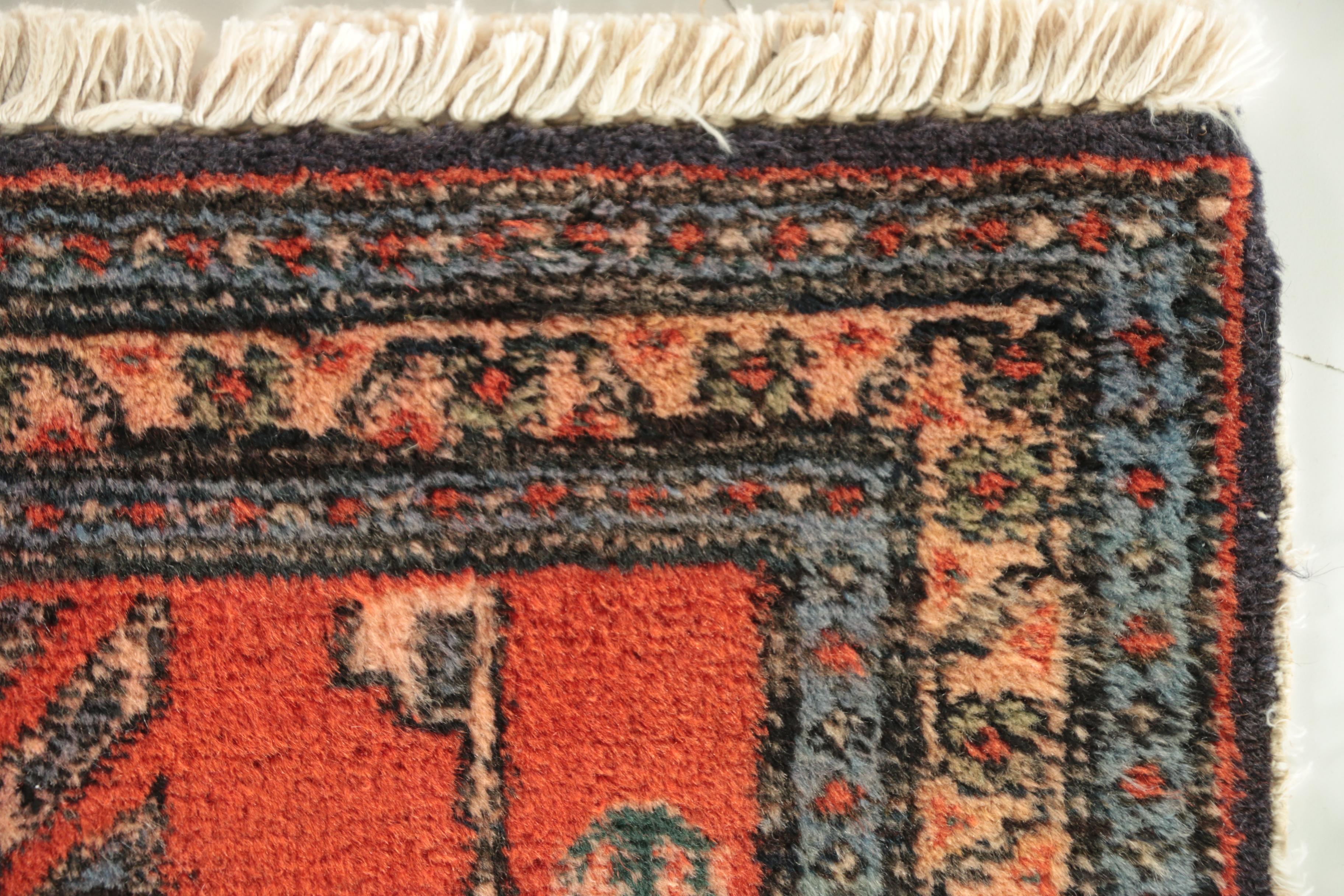 Hand-Knotted Persian Heriz Wool Accent Rug From Woodward & Lothrop