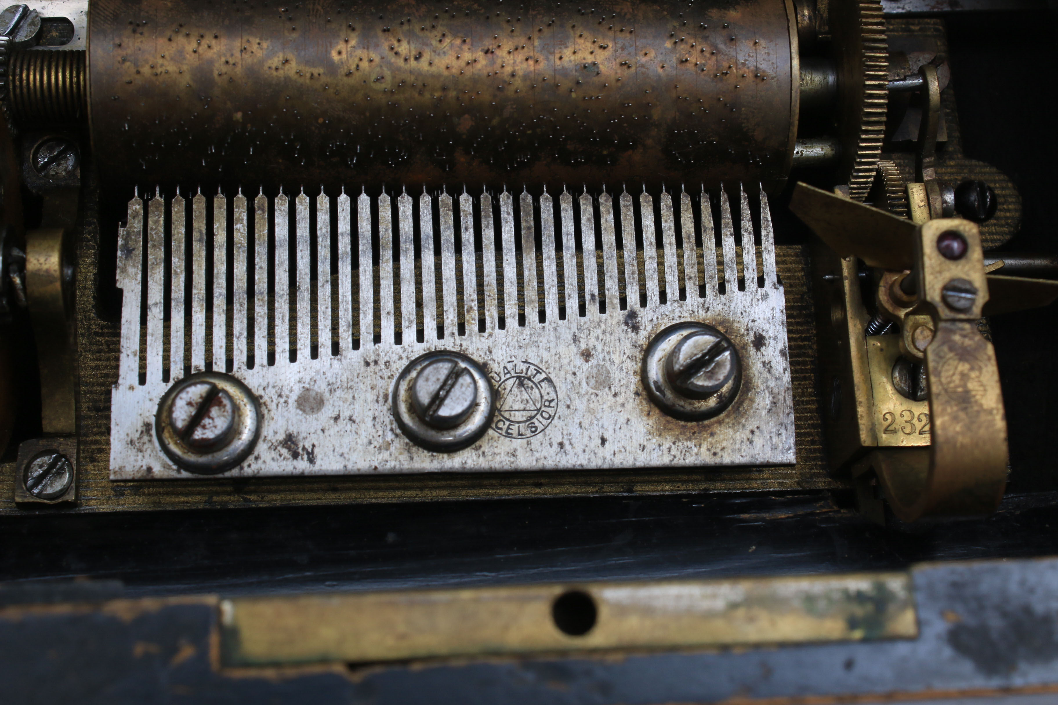 Swiss Qualité Excelsior Cylinder Music Box, 19th Century