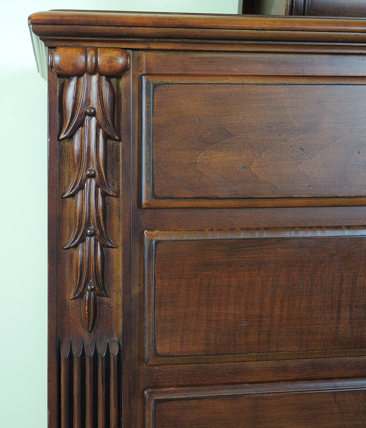 Ethan Allen "Dawson" Tall Dresser and Mirrored Jewelry Chest