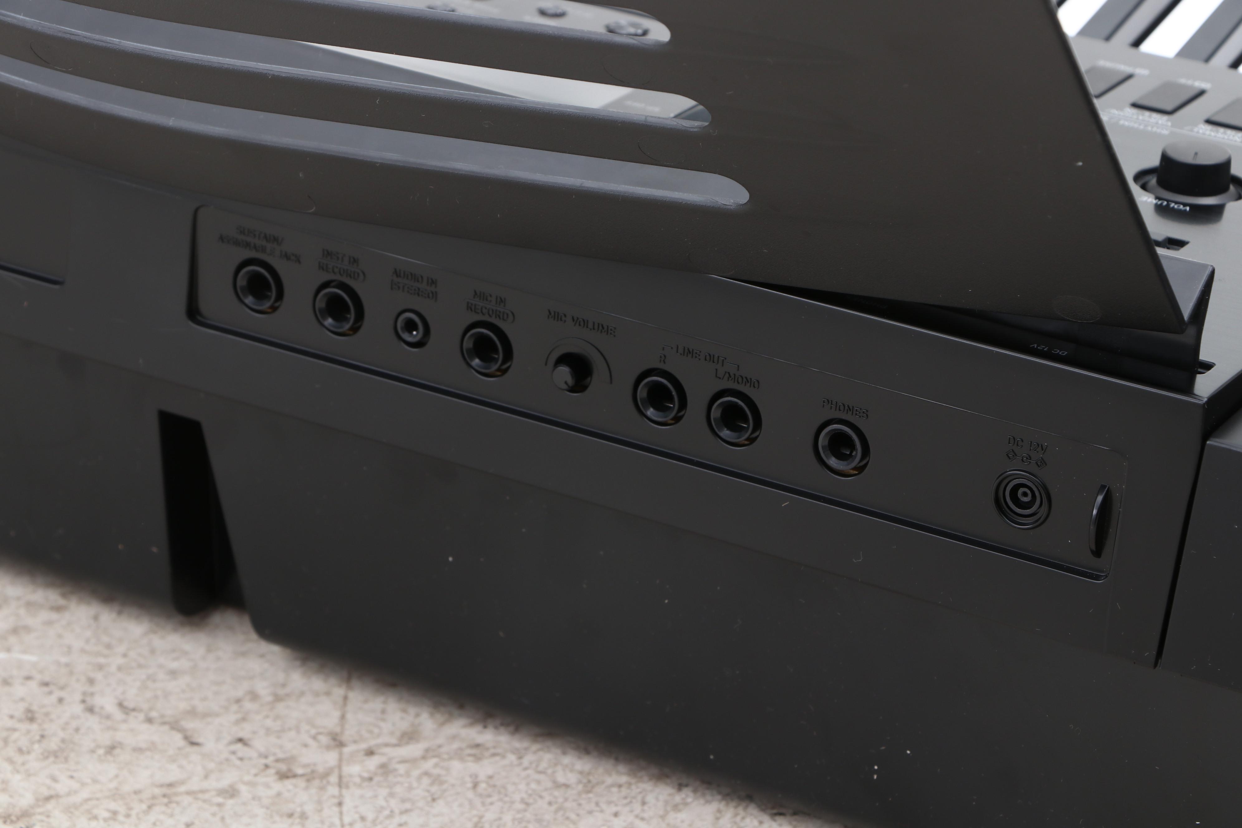 Casio WK-7600 Electronic Keyboard