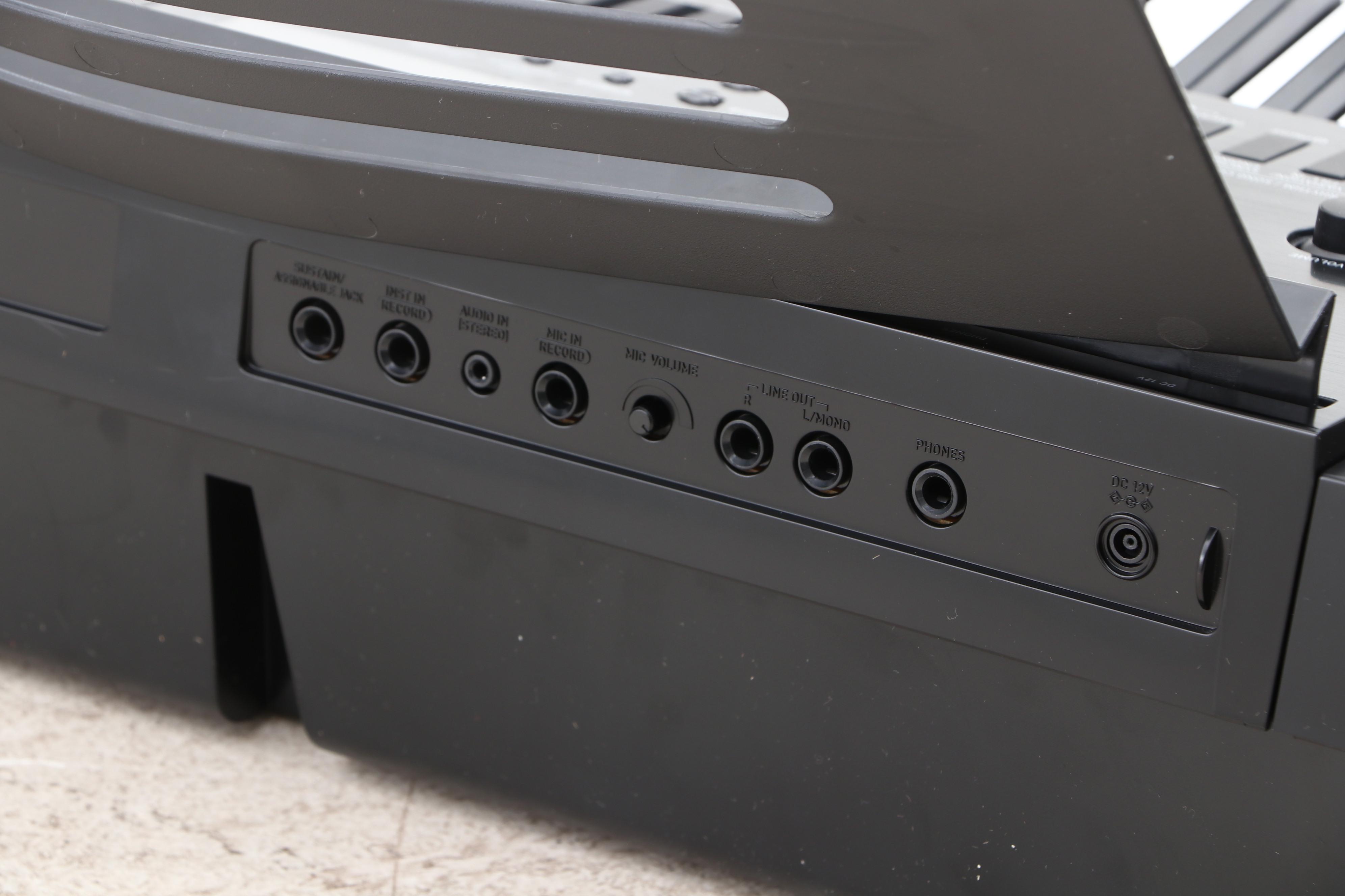 Casio WK-7600 Electronic Keyboard