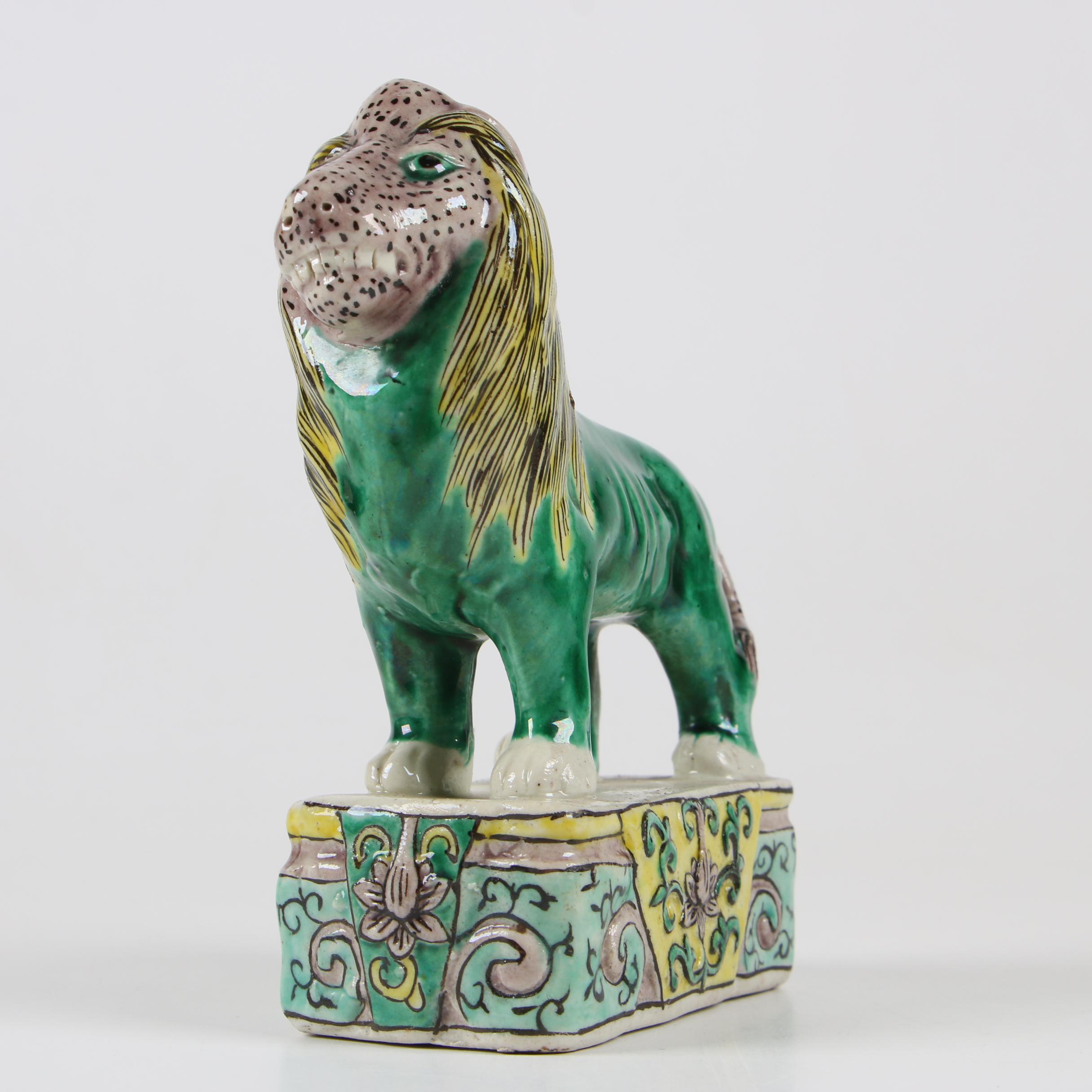 Chinese Ceramic Lion Figurine, Mid/Late 20th Century