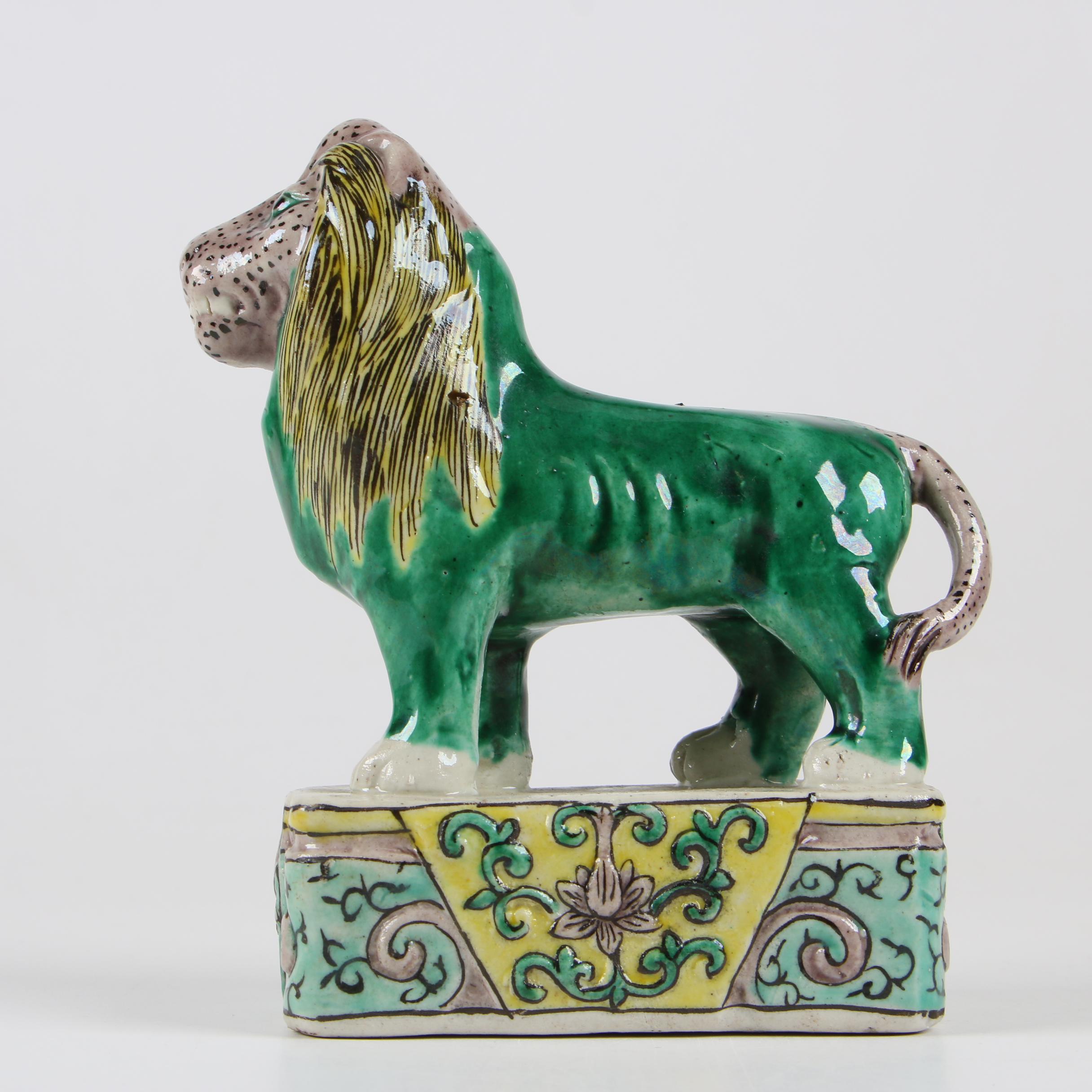 Chinese Ceramic Lion Figurine, Mid/Late 20th Century