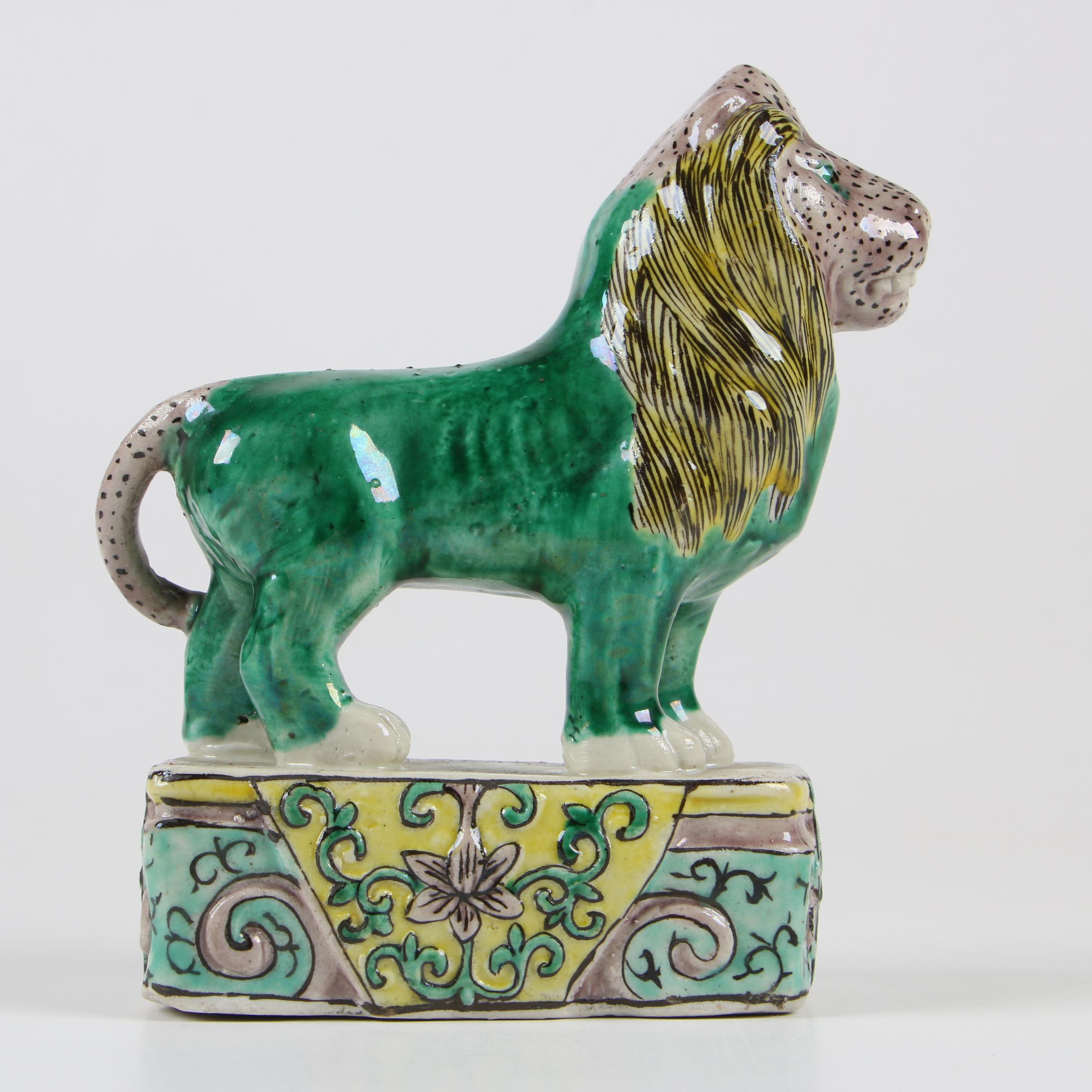 Chinese Ceramic Lion Figurine, Mid/Late 20th Century
