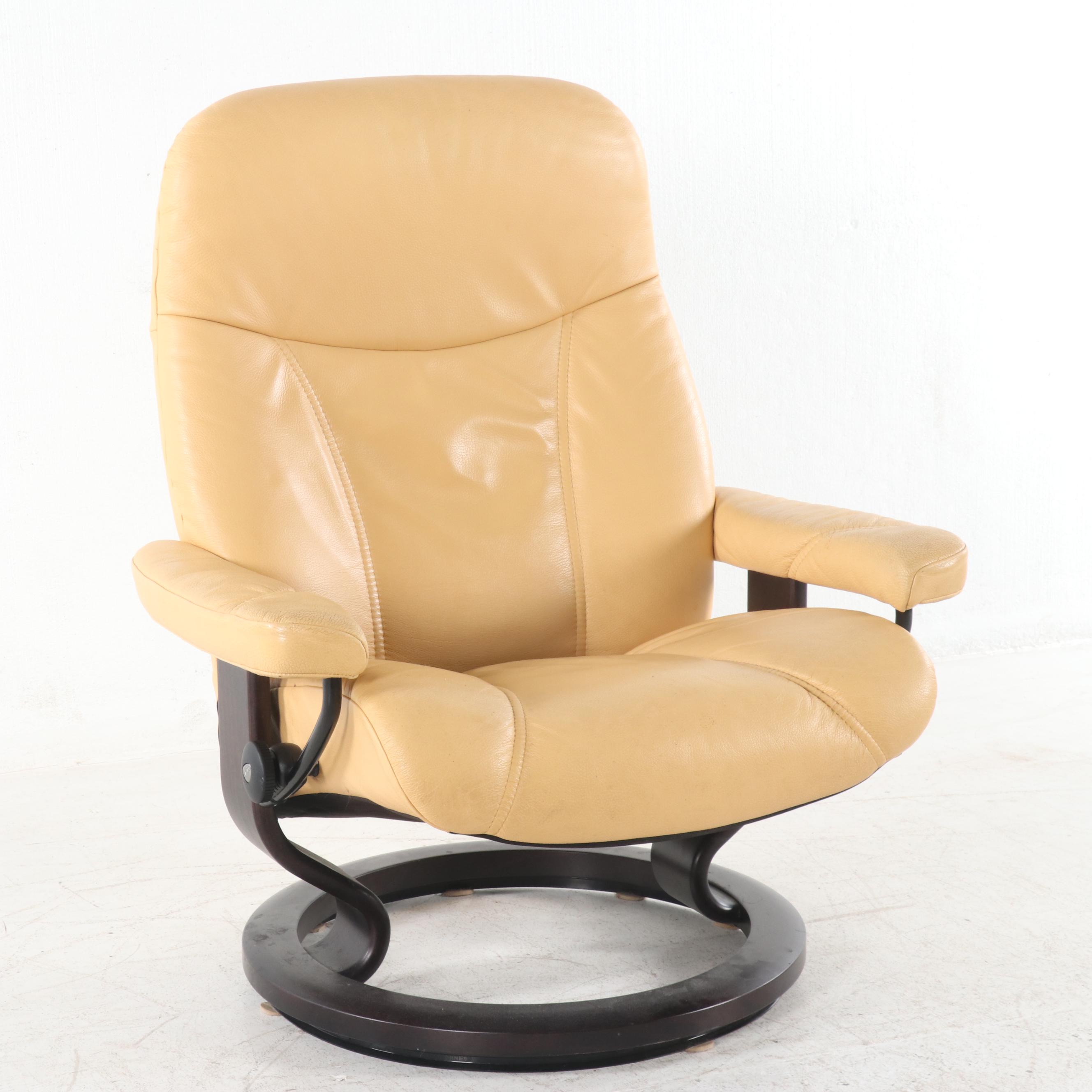Ekornes Stressless Consul Chair with Ottoman