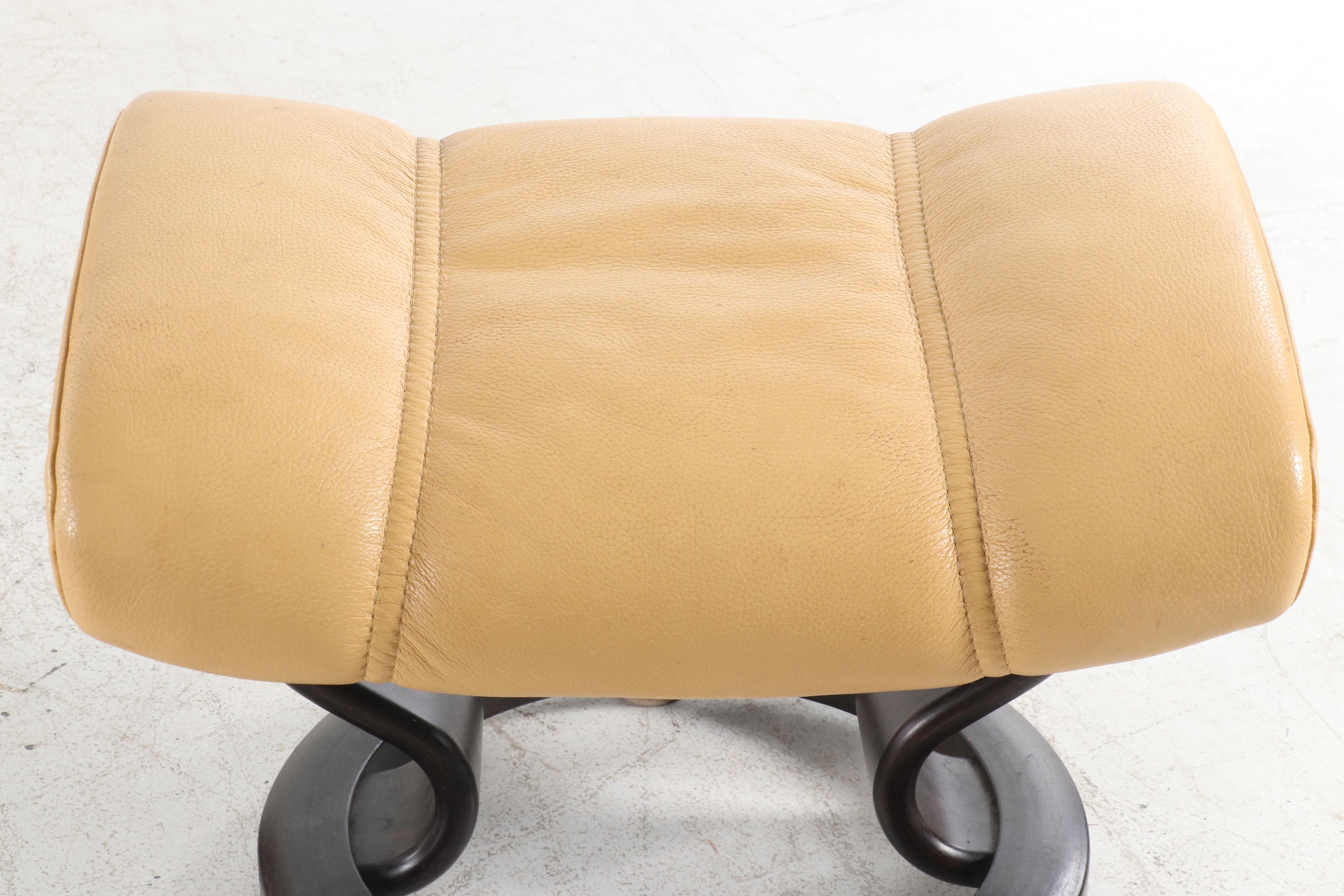 Ekornes Stressless Consul Chair with Ottoman