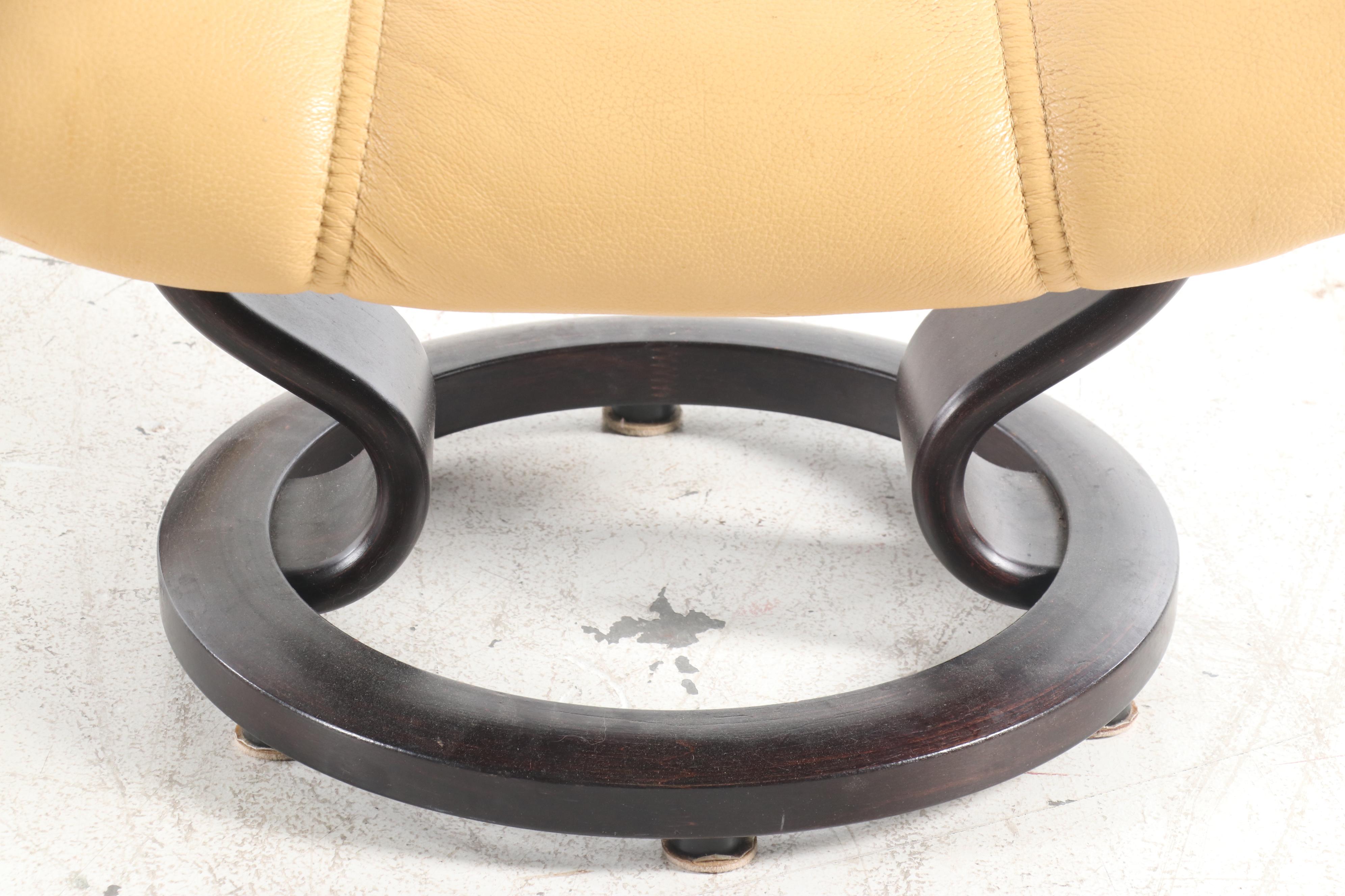 Ekornes Stressless Consul Chair with Ottoman