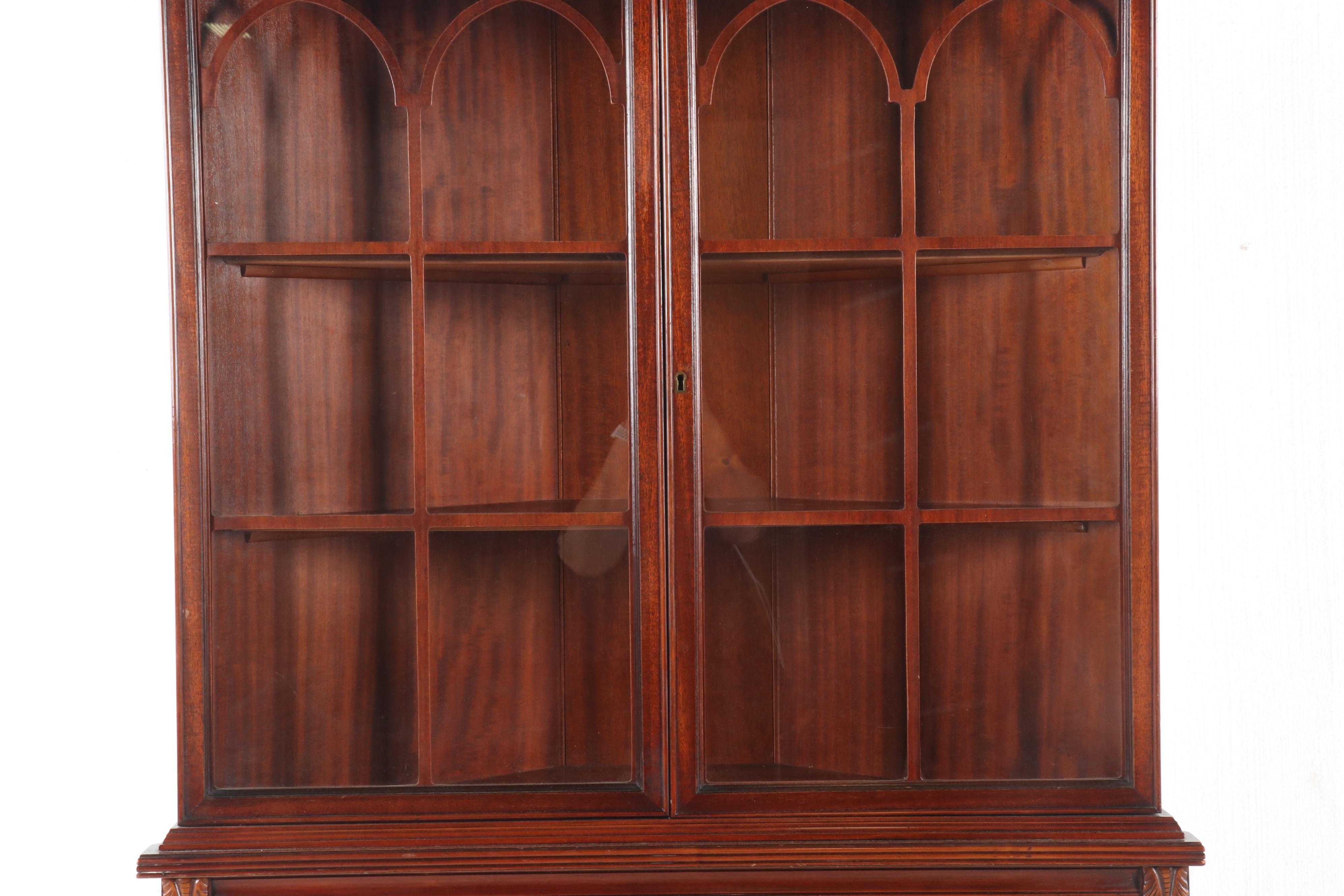 Huntley Simmons Furniture Federal Style Mahogany Corner Cabinet