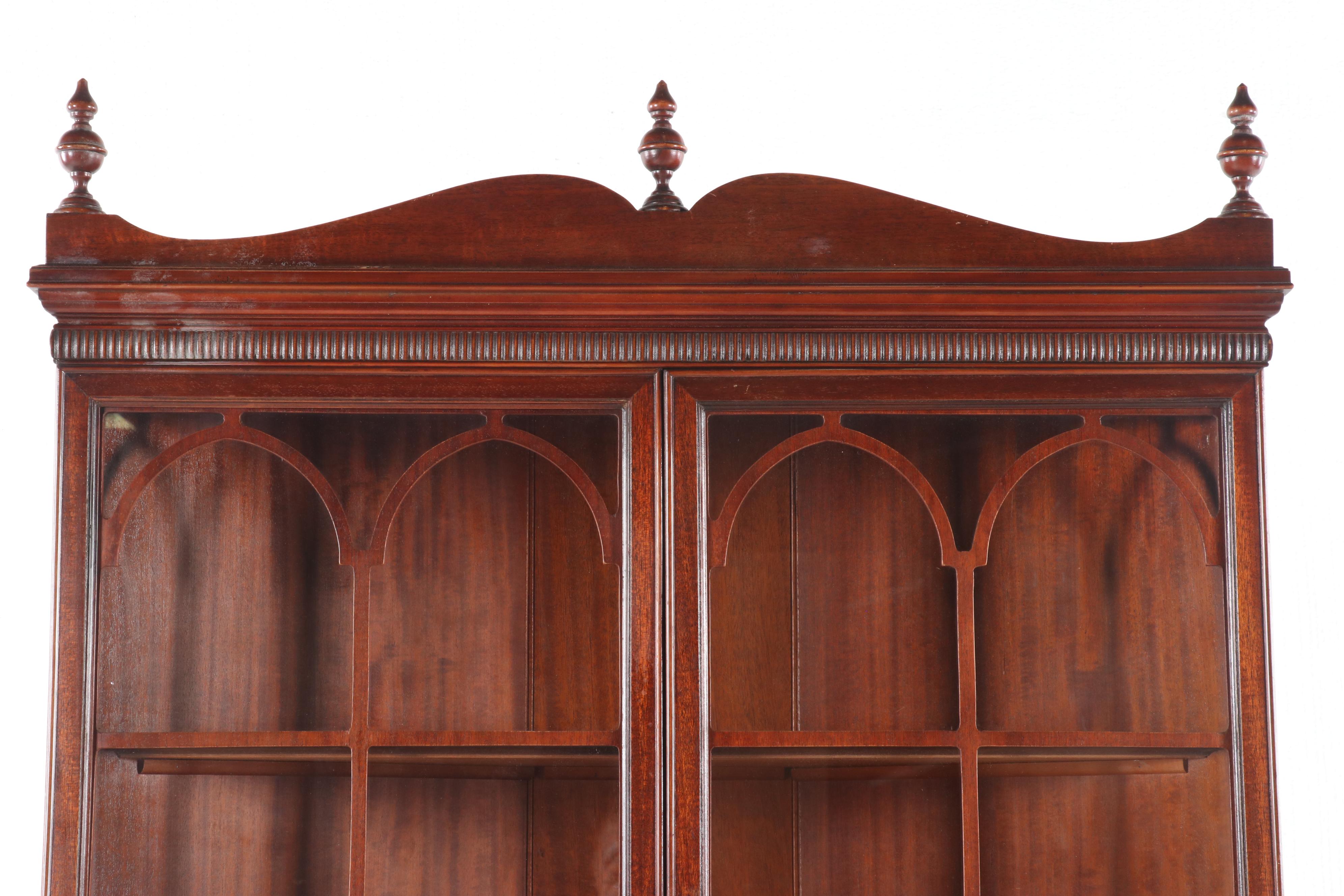 Huntley Simmons Furniture Federal Style Mahogany Corner Cabinet