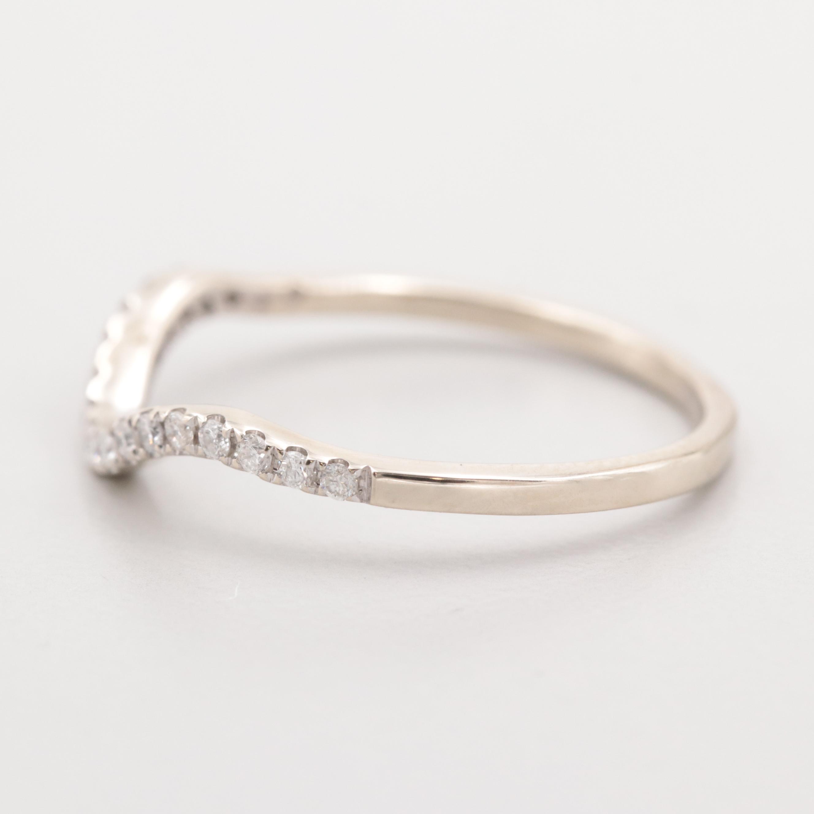 14K White Gold Diamond Contour Band