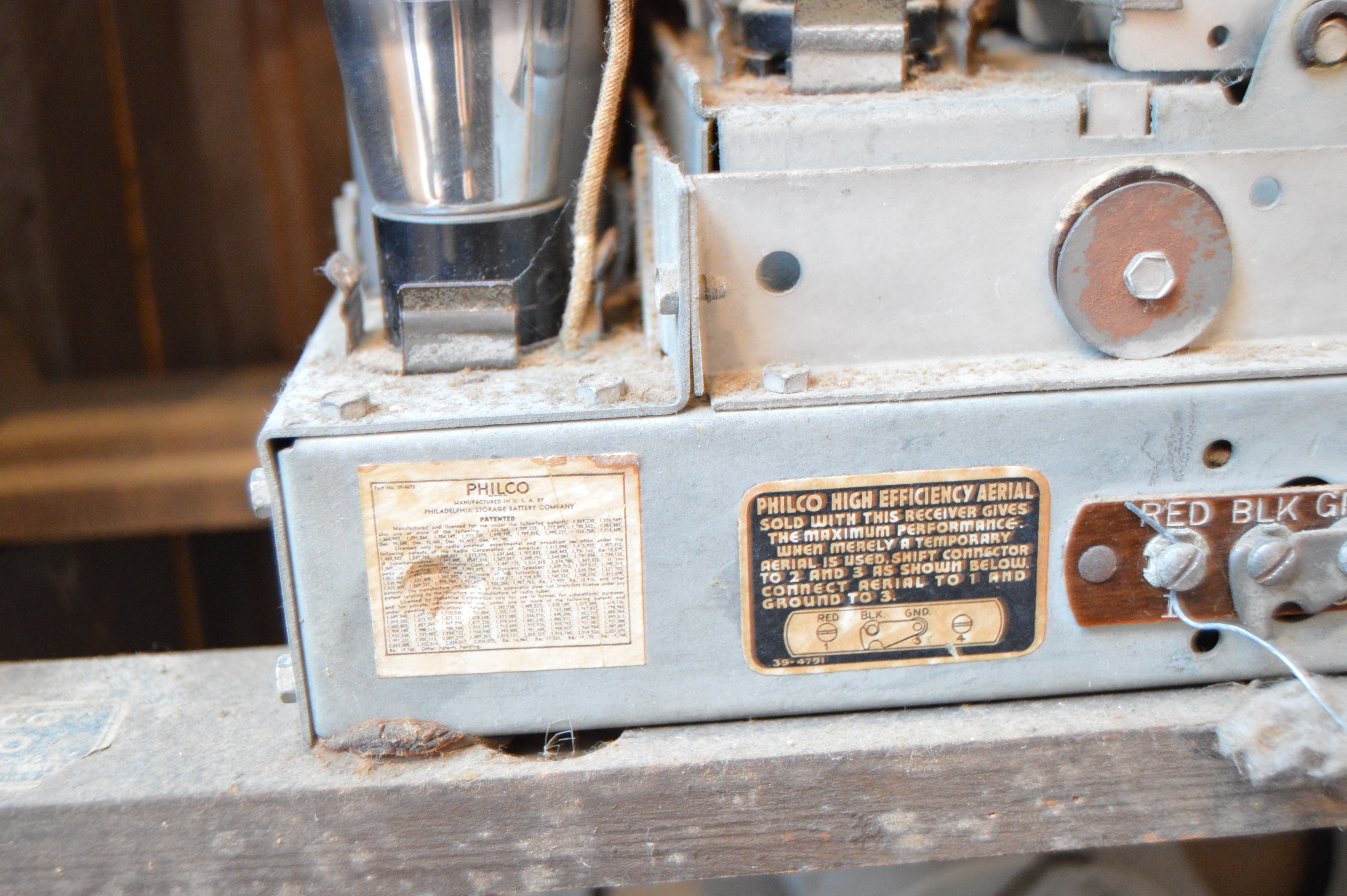 1930s Philco Model 37-630 Floor Radio
