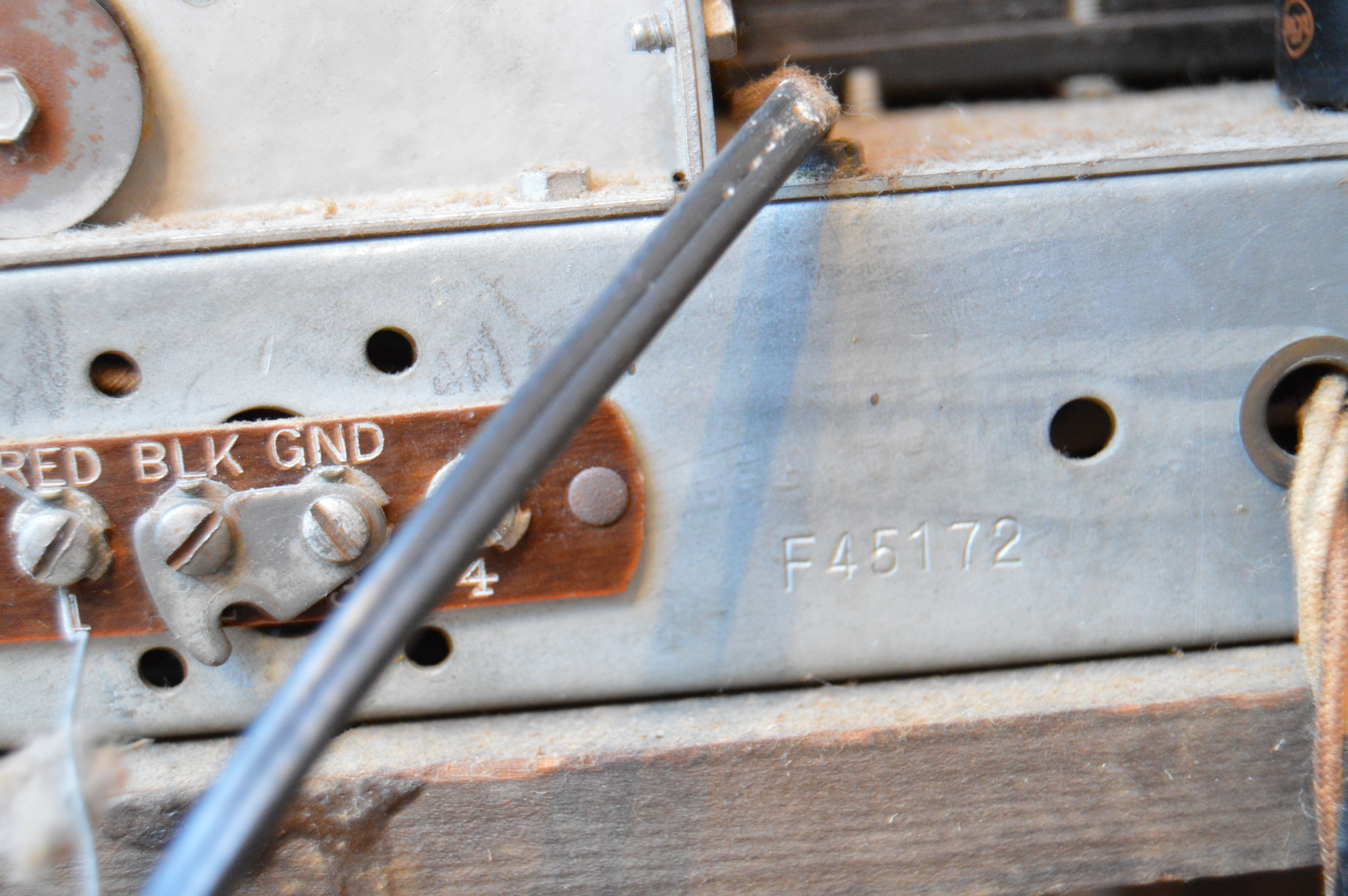 1930s Philco Model 37-630 Floor Radio