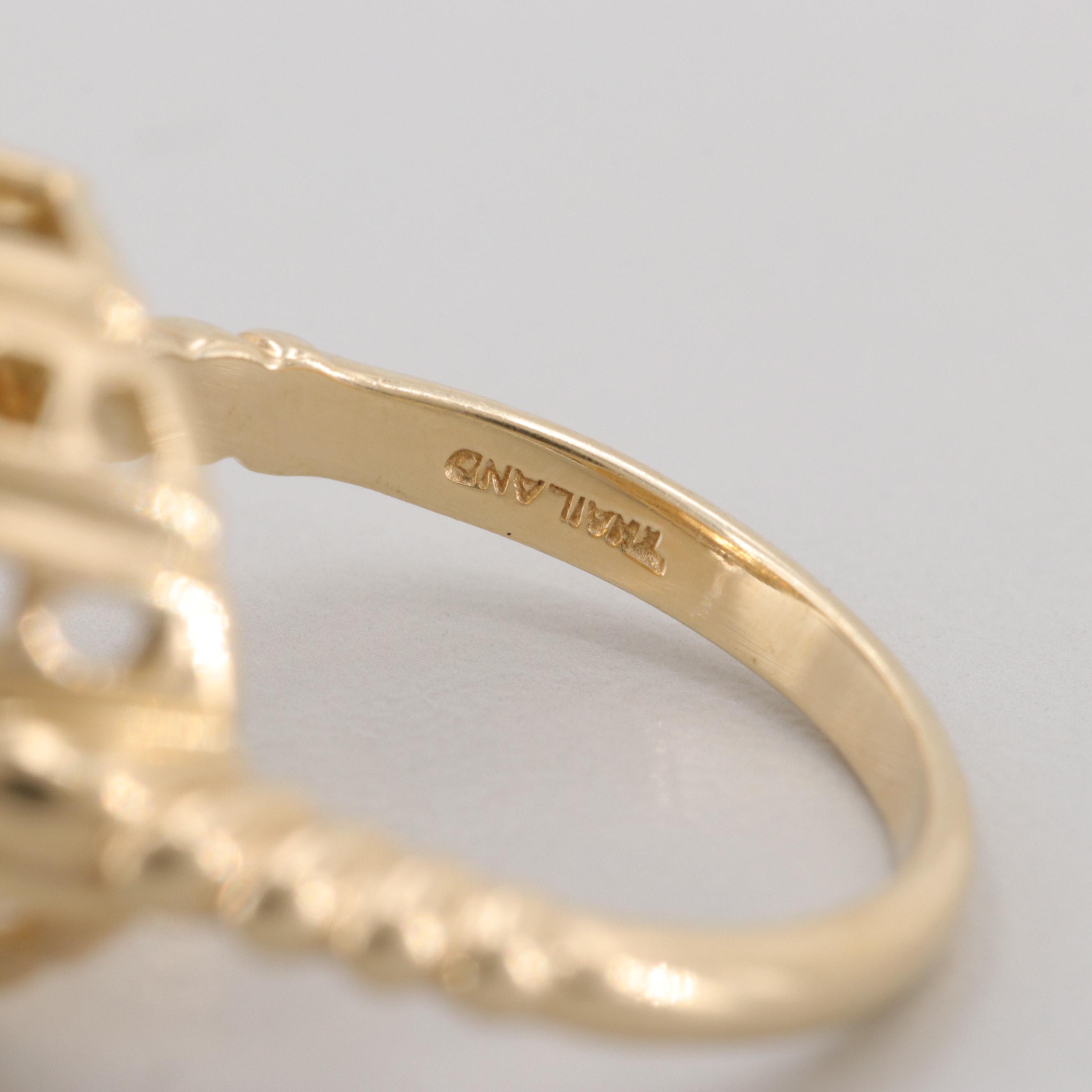 10K Yellow Gold Citrine Ring  with Taj Mahal Motif