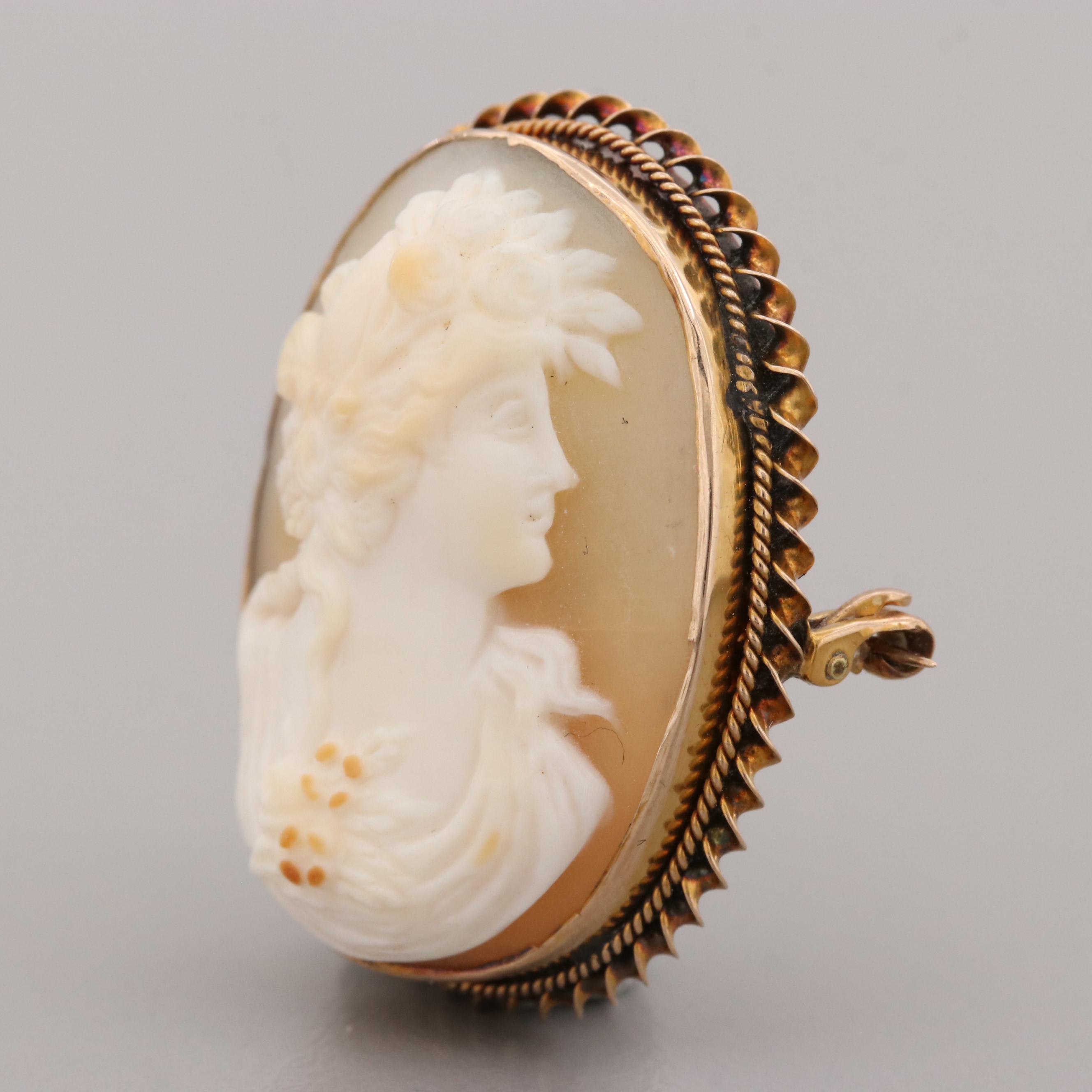 10K Yellow Gold Helmet Shell Cameo Brooch