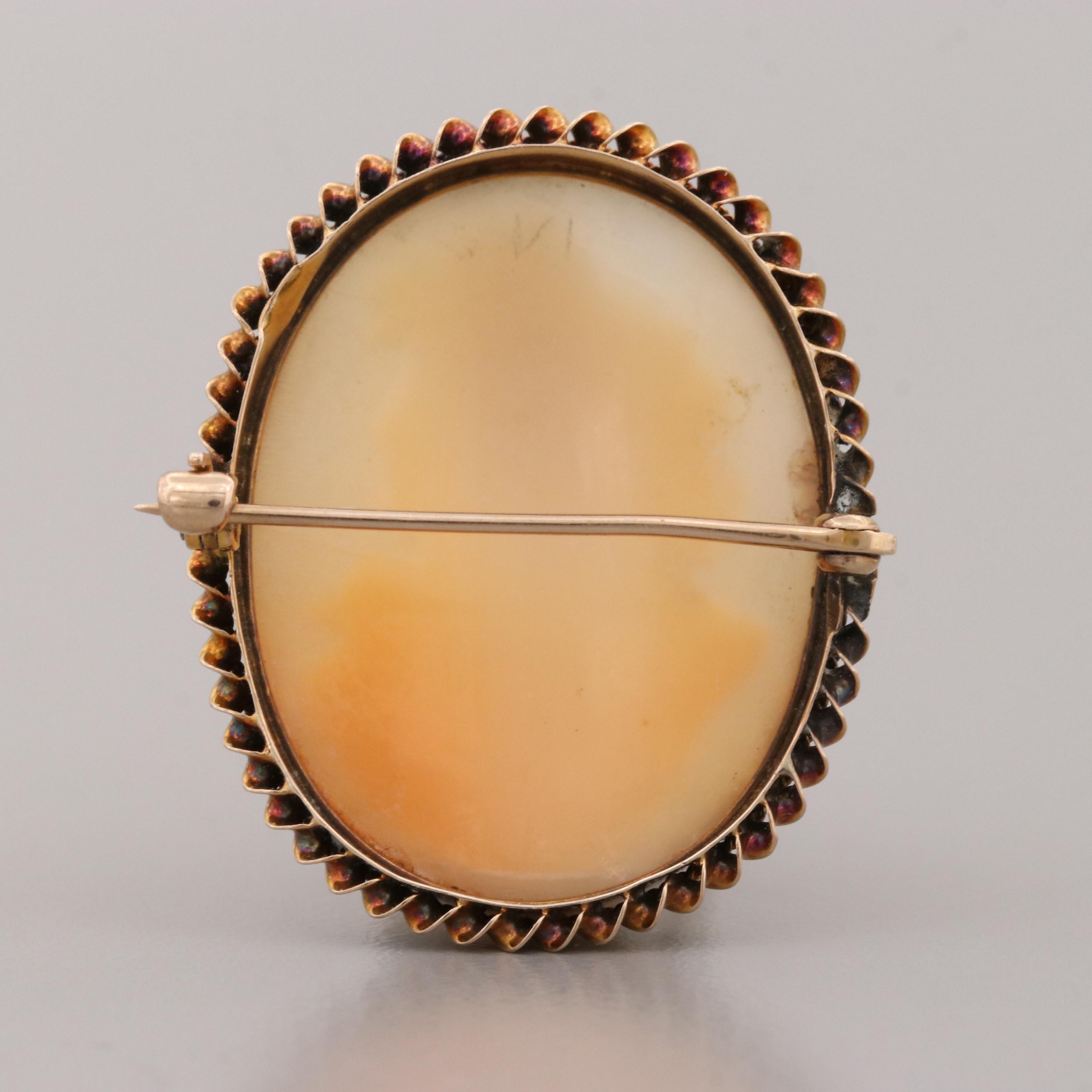 10K Yellow Gold Helmet Shell Cameo Brooch